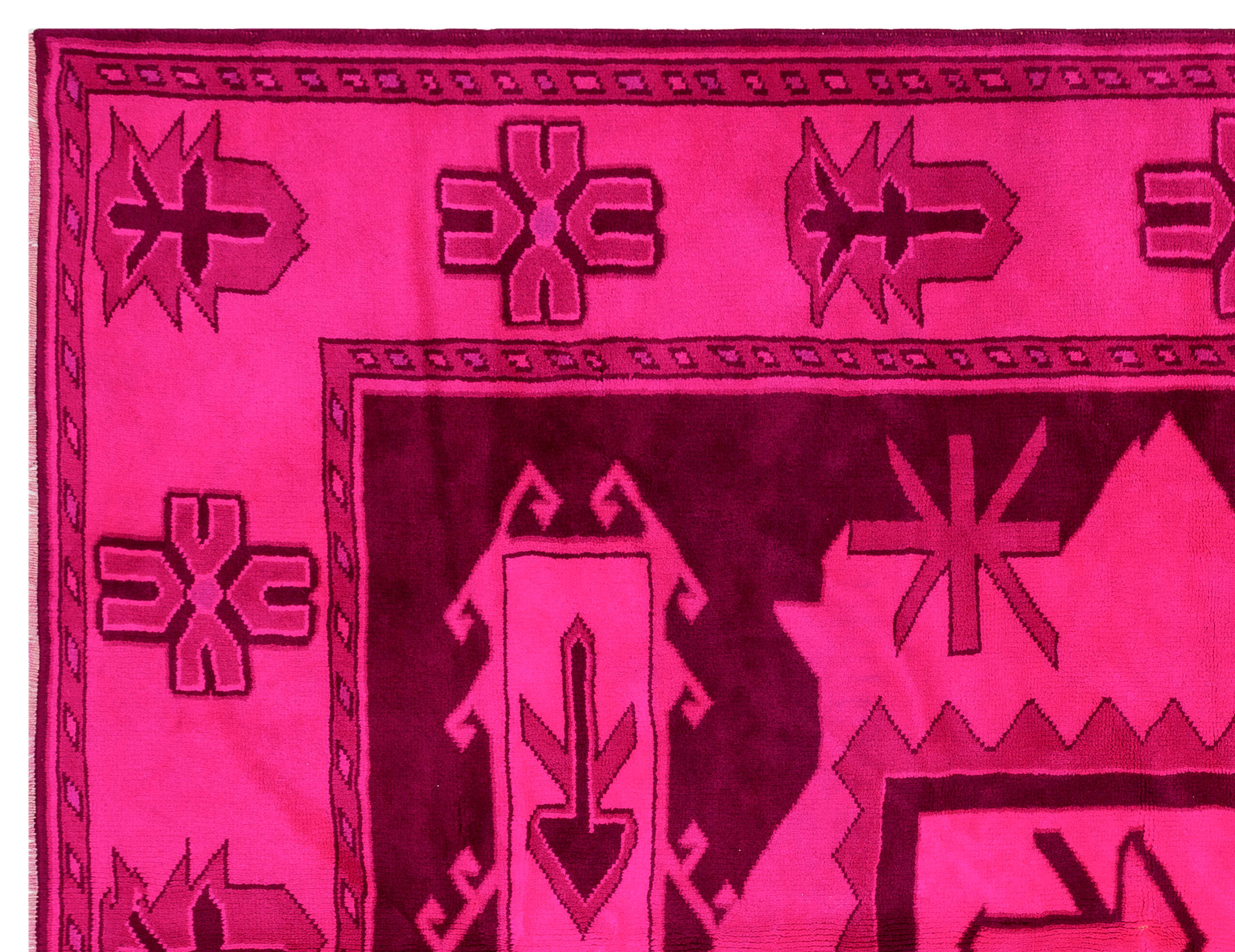Kavala Pink Classic Wool Handmade Area Rug 4'6" x 9'10"