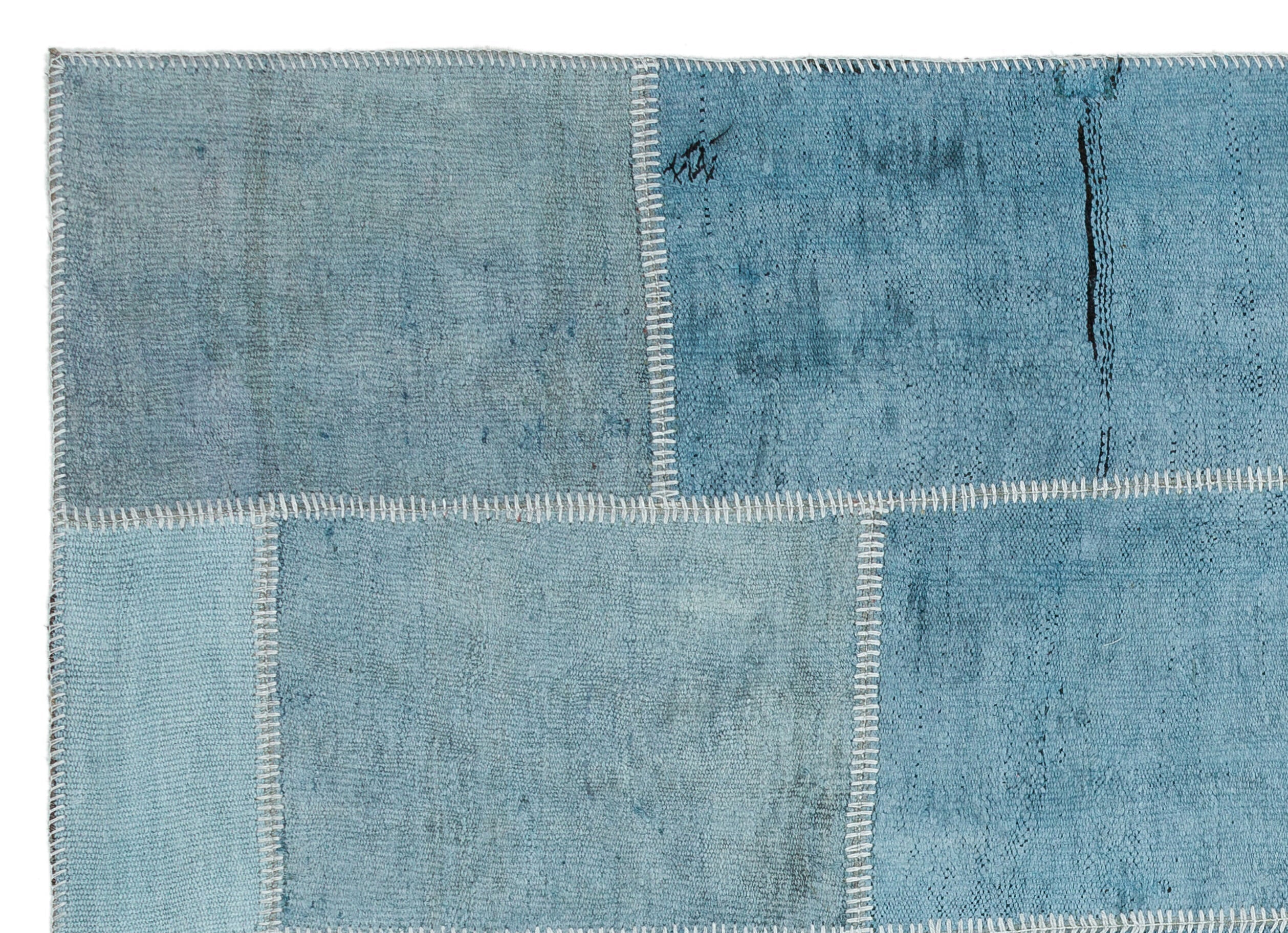 Teselya Turquoise Patchwork Wool Handmade Area Rug 5'3" x 7'3"