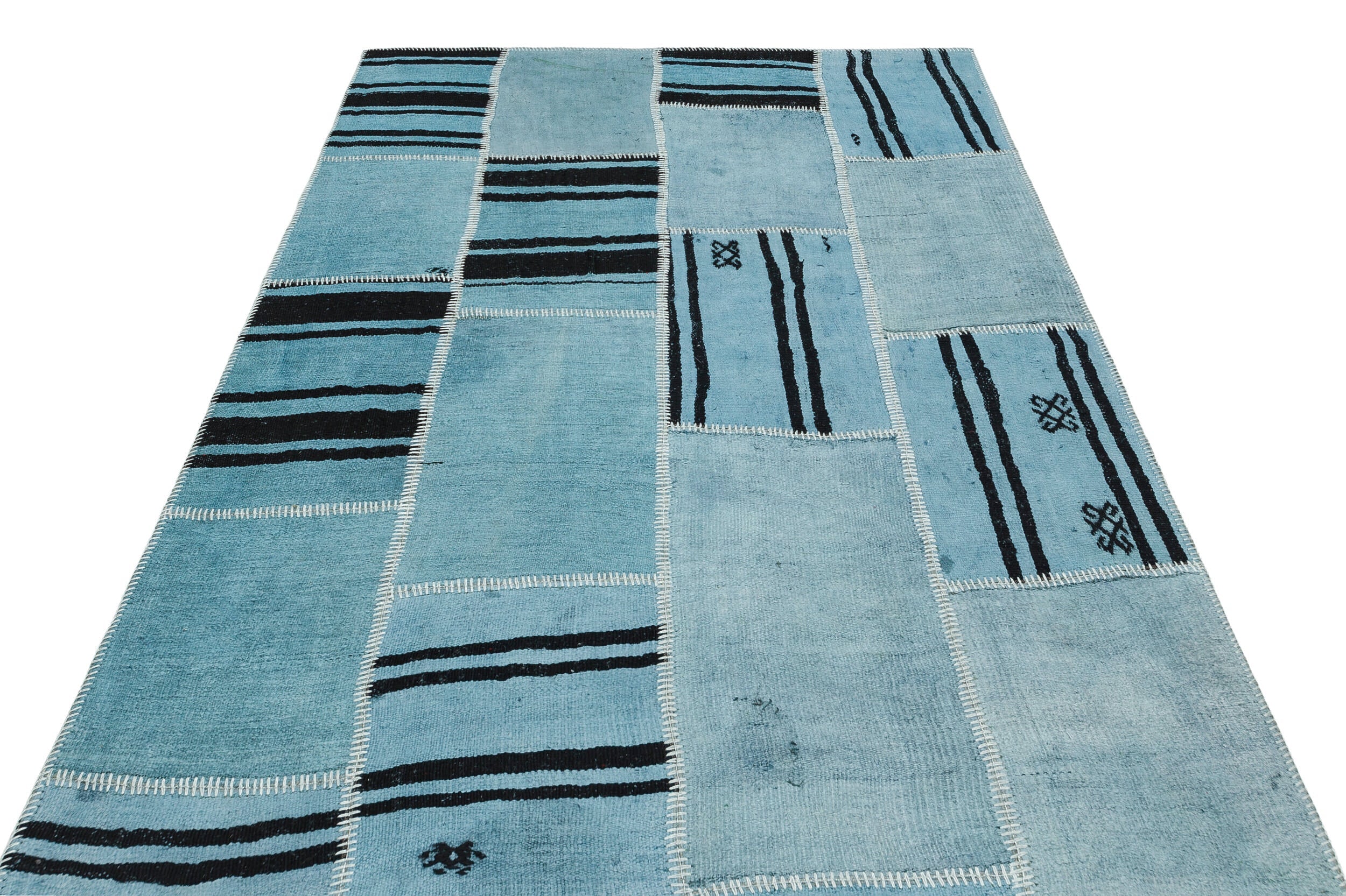 Teselya Blue Patchwork Wool Handmade Area Rug 5'3" x 7'5"