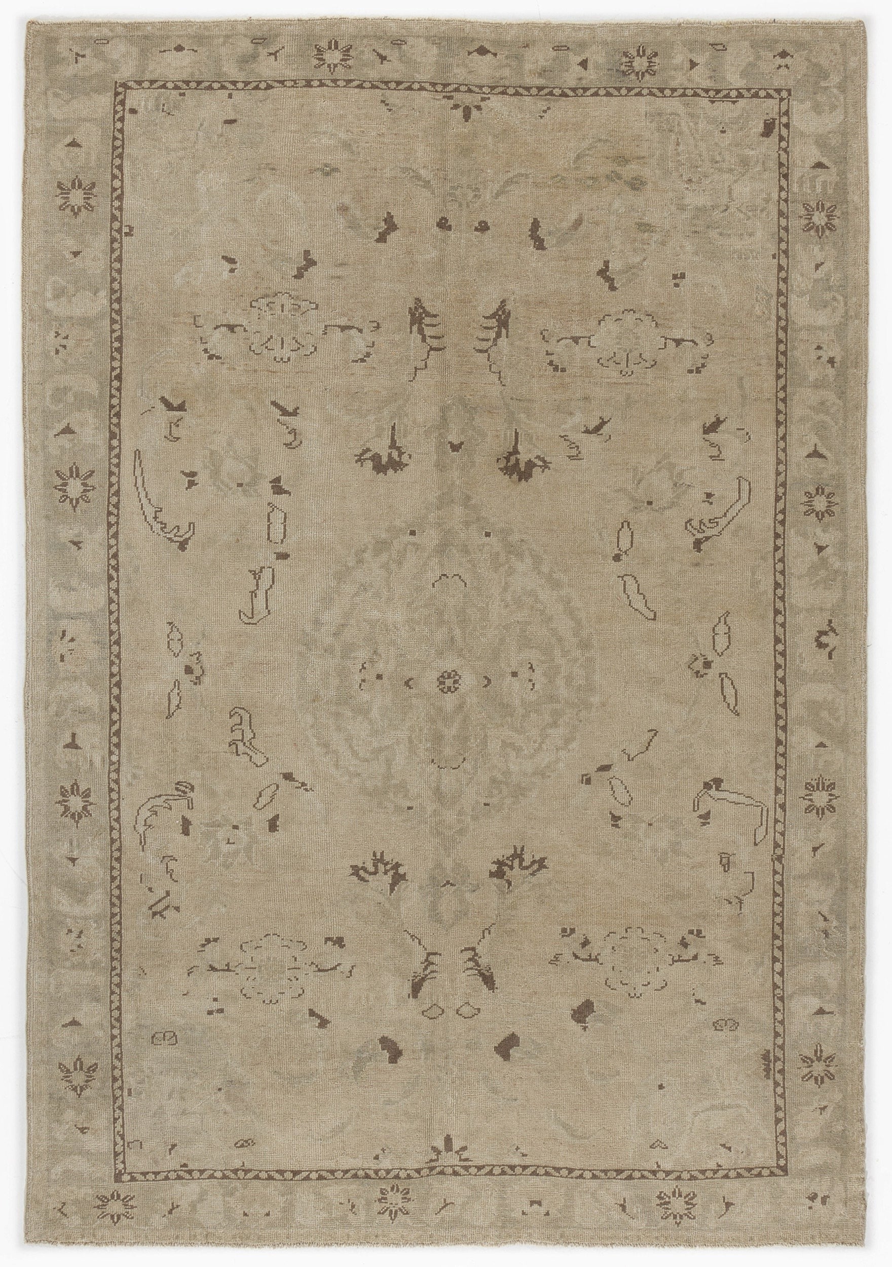 Kavala Red Classic Wool Handmade Area Rug 5'7" x 8'1"