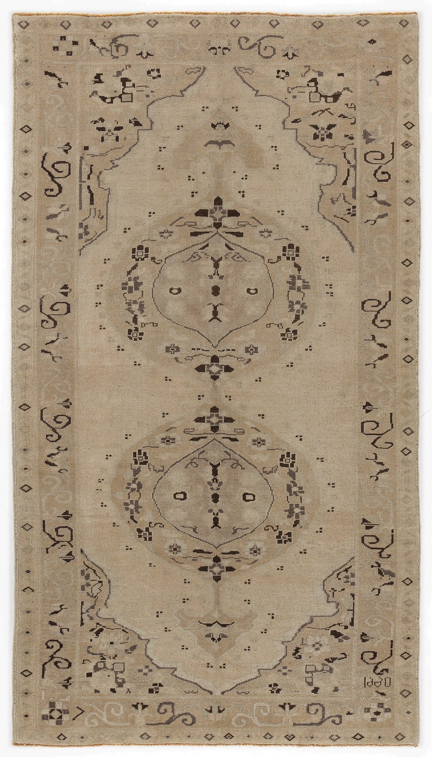 Kavala Red Classic Wool Handmade Area Rug 5'3" x 9'4"