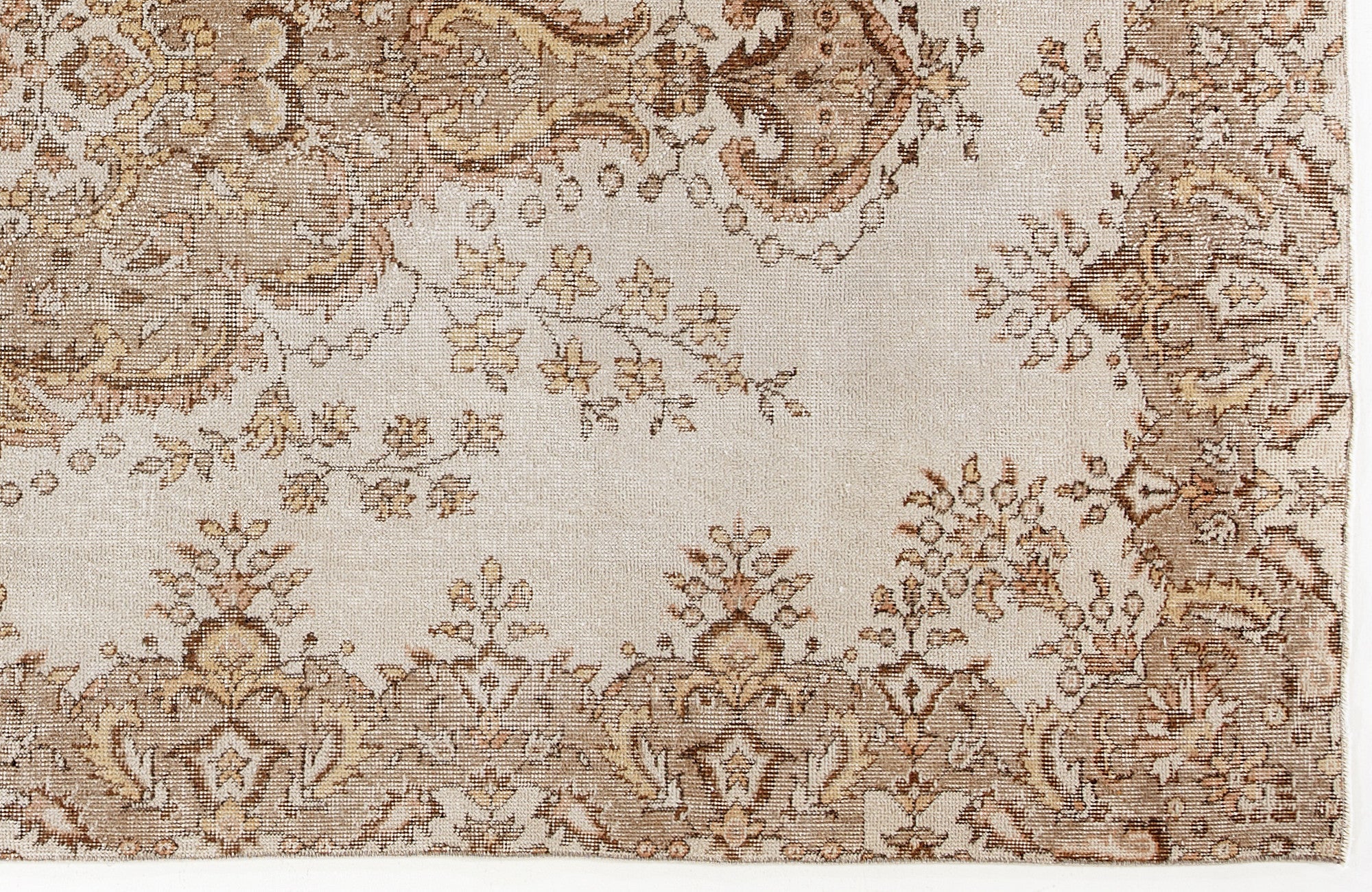 Atina Beige Vintage Wool Handmade Area Rug 5'3" x 9'1"