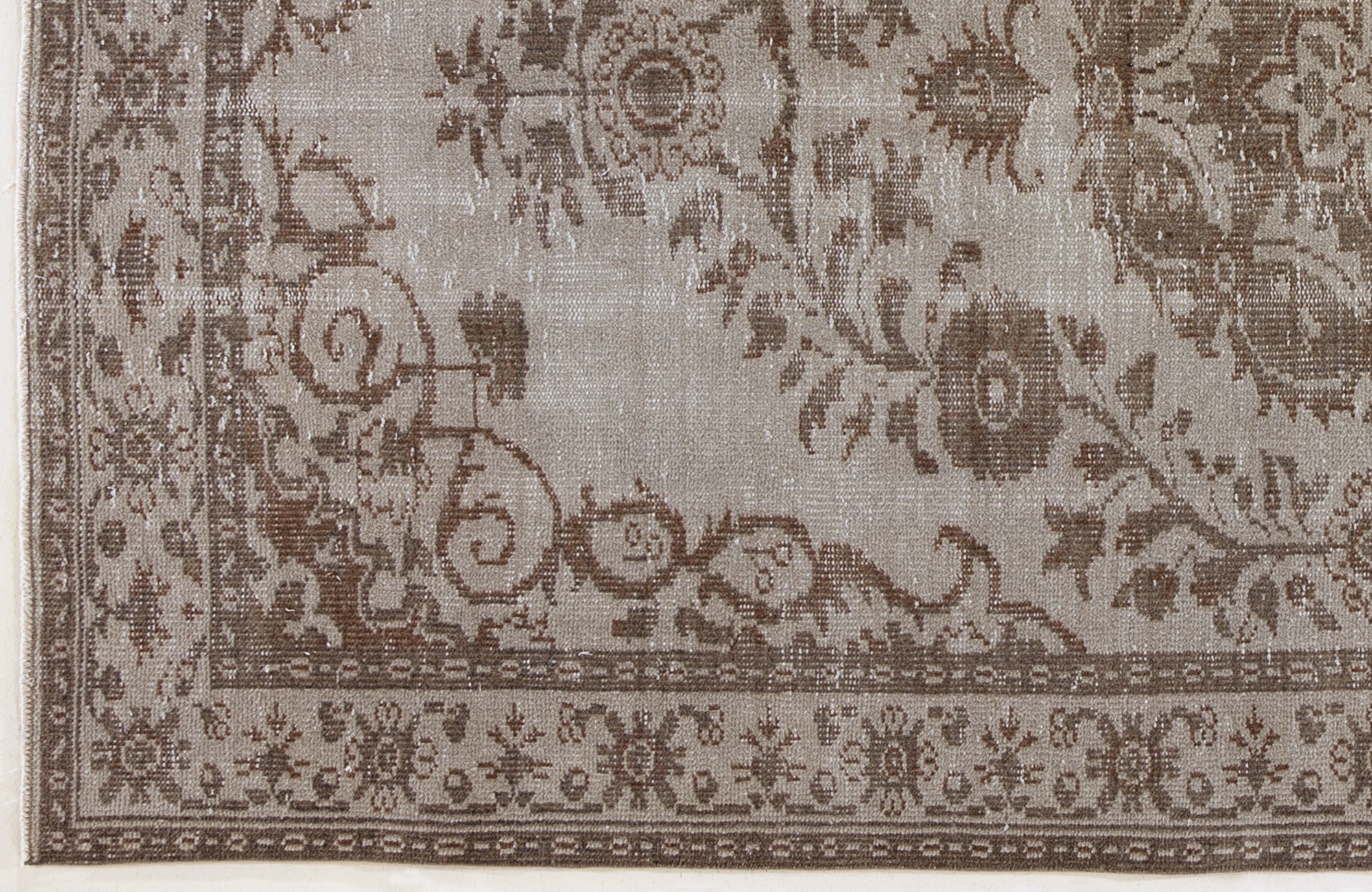 Atina Beige Vintage Wool Handmade Area Rug 5'4" x 8'8"