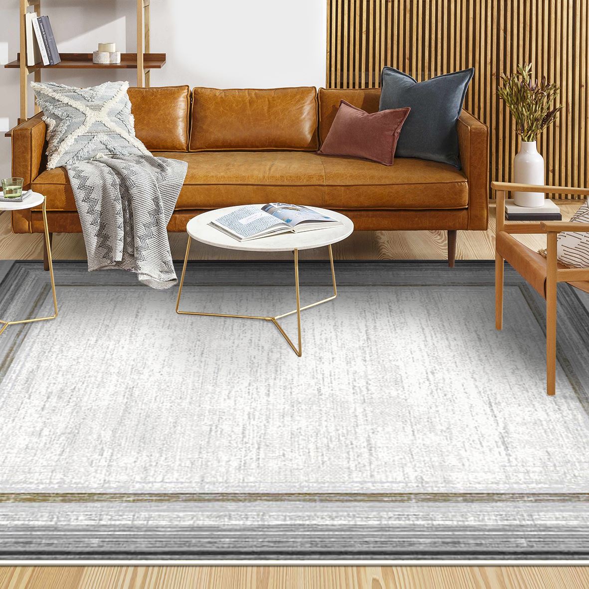 Grey Viscose Area Rug – Machine Made Rug with Frame Pattern, 7mm Pile Height