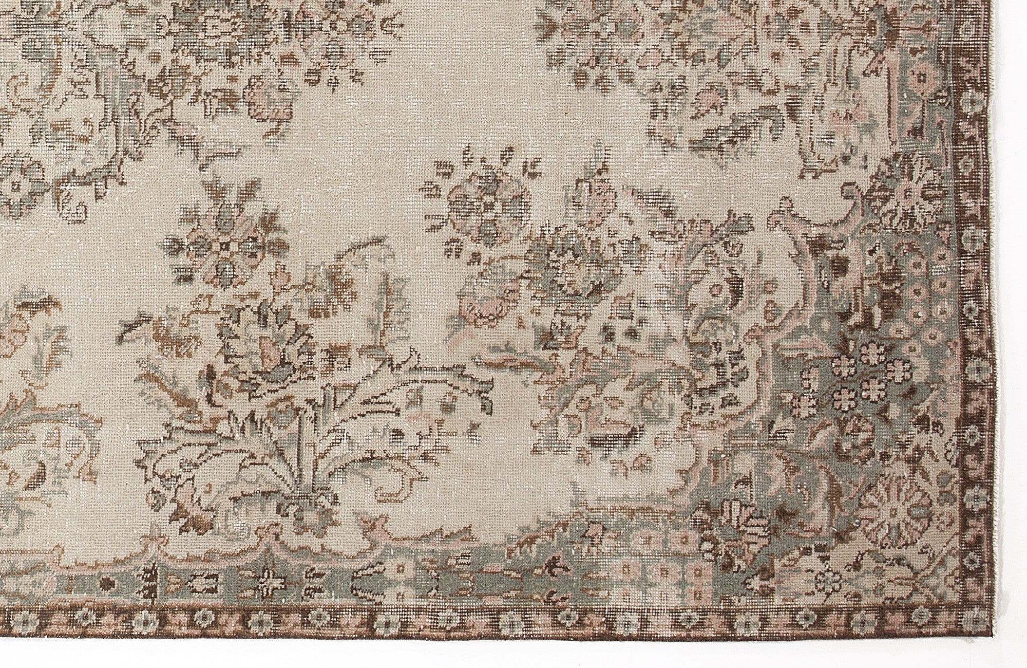 Atina Beige Vintage Wool Handmade Area Rug 5'5" x 9'6"