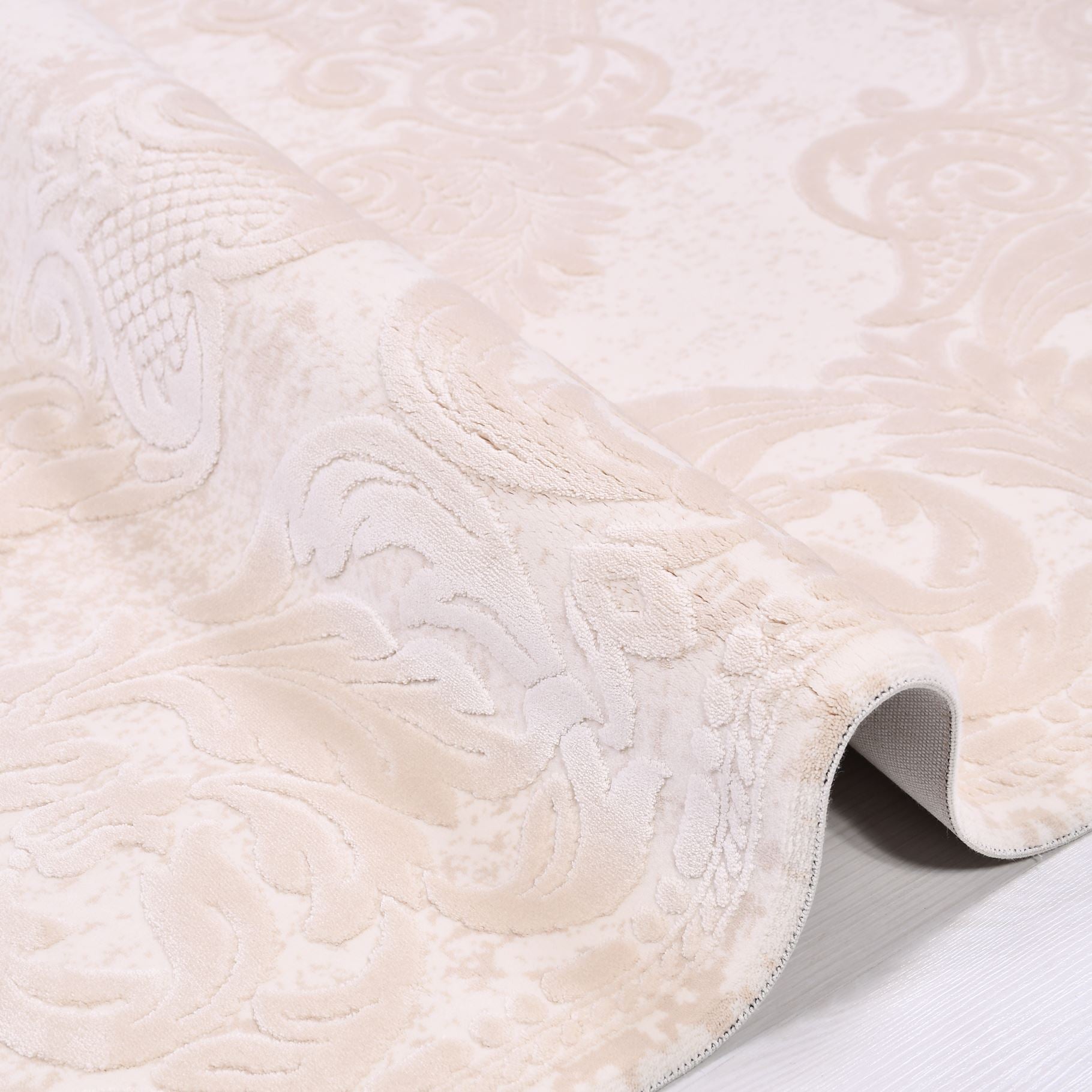 Jana Cream Frame Machine Made Area Rug