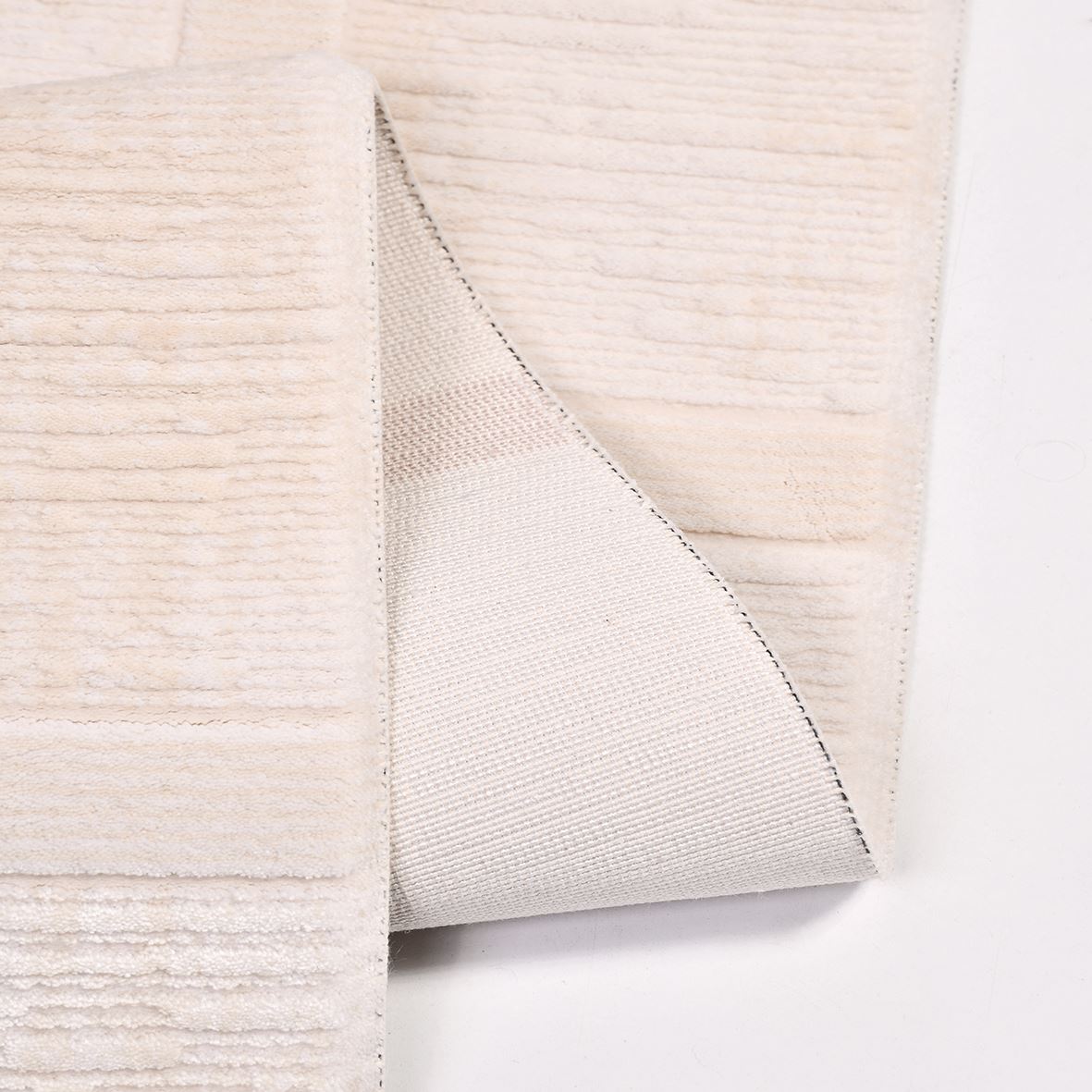 Cream Geometric Area Rug – Machine Made Rug | Soft Pile Carpet, Durable Area Carpet