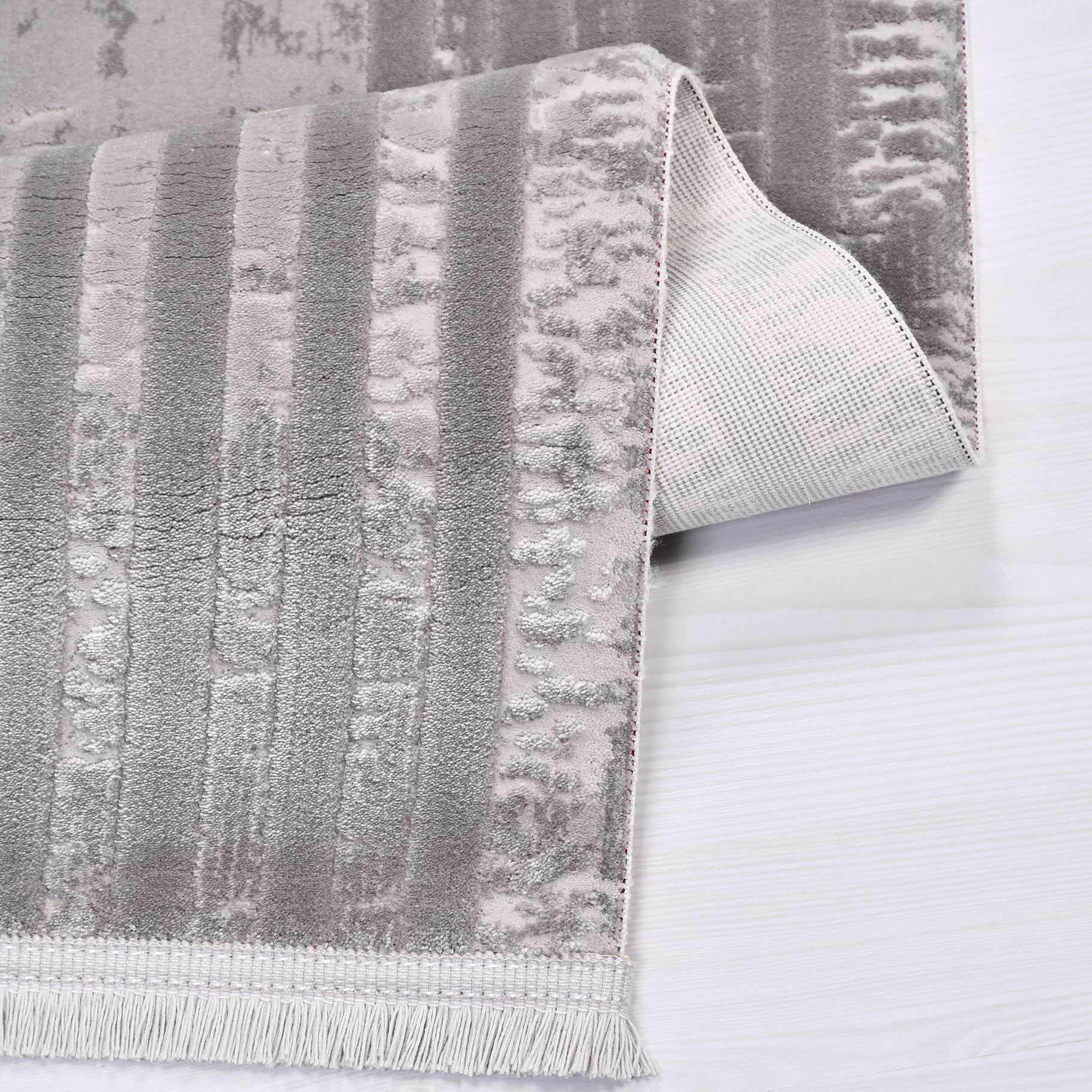 Grey Striped Area Rug – Machine Made Rug with Acrylic Yarn & Cotton Weft