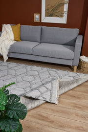 Grey Geometric Area Rug – Machine Made Rug With Cotton Yarn & Stain Resistant Design