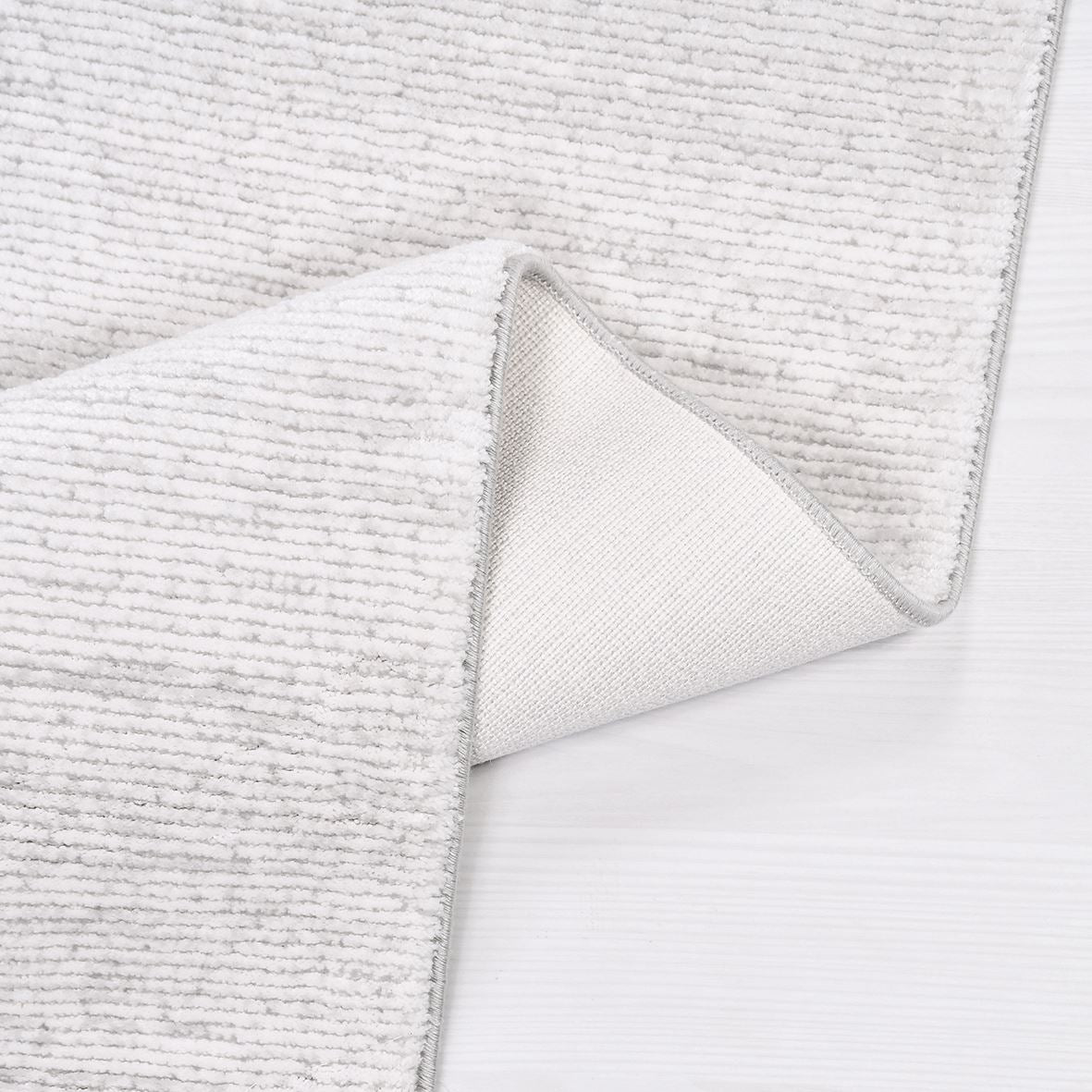 Modern Area Rug - Machine Made White Rug With 11mm Pile & Overlocked Edge