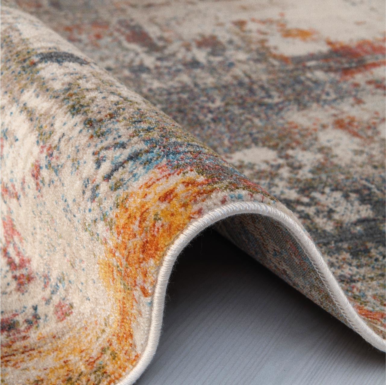 Modern Area Rug – Machine Made Cream Area Rug with Overlocked Edge Finish