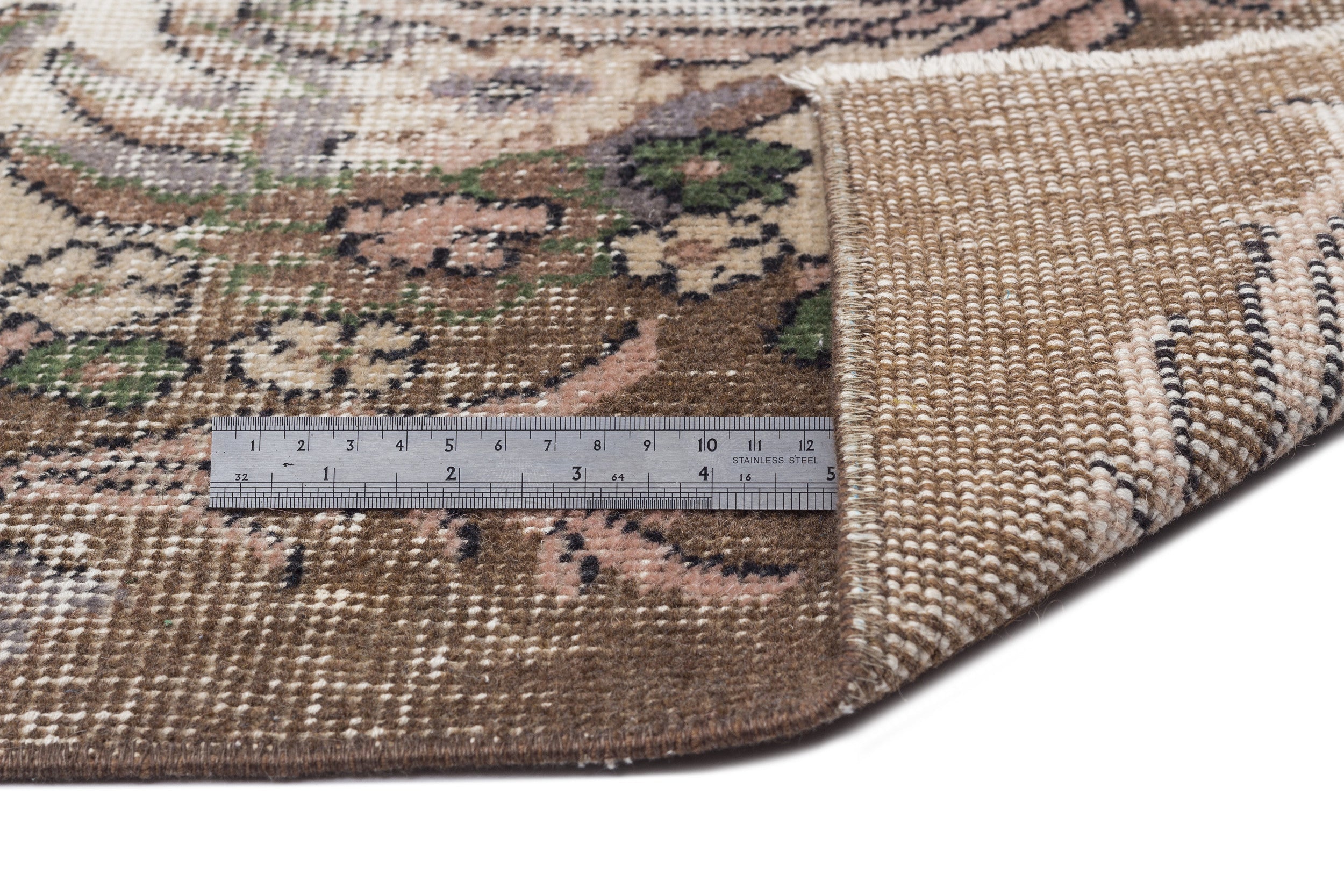 Atina Cream Classic Wool Handmade Area Rug 5'5" x 9'10"