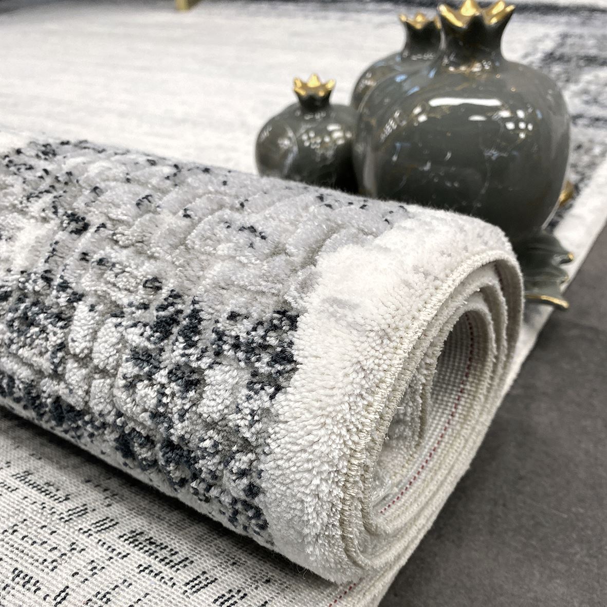 Grey Cotton Area Rug | Machine Woven Carpet – Non Slip Rug for Living Room Floors
