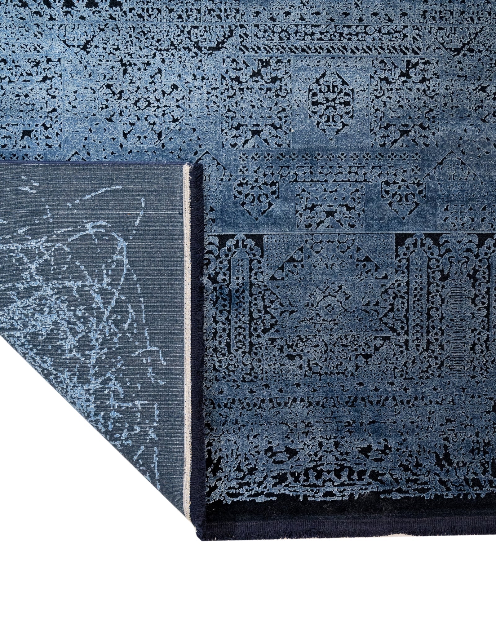 Vintage Viscose Area Rug – Navy Blue Machine Made Rug with Fringed Edge