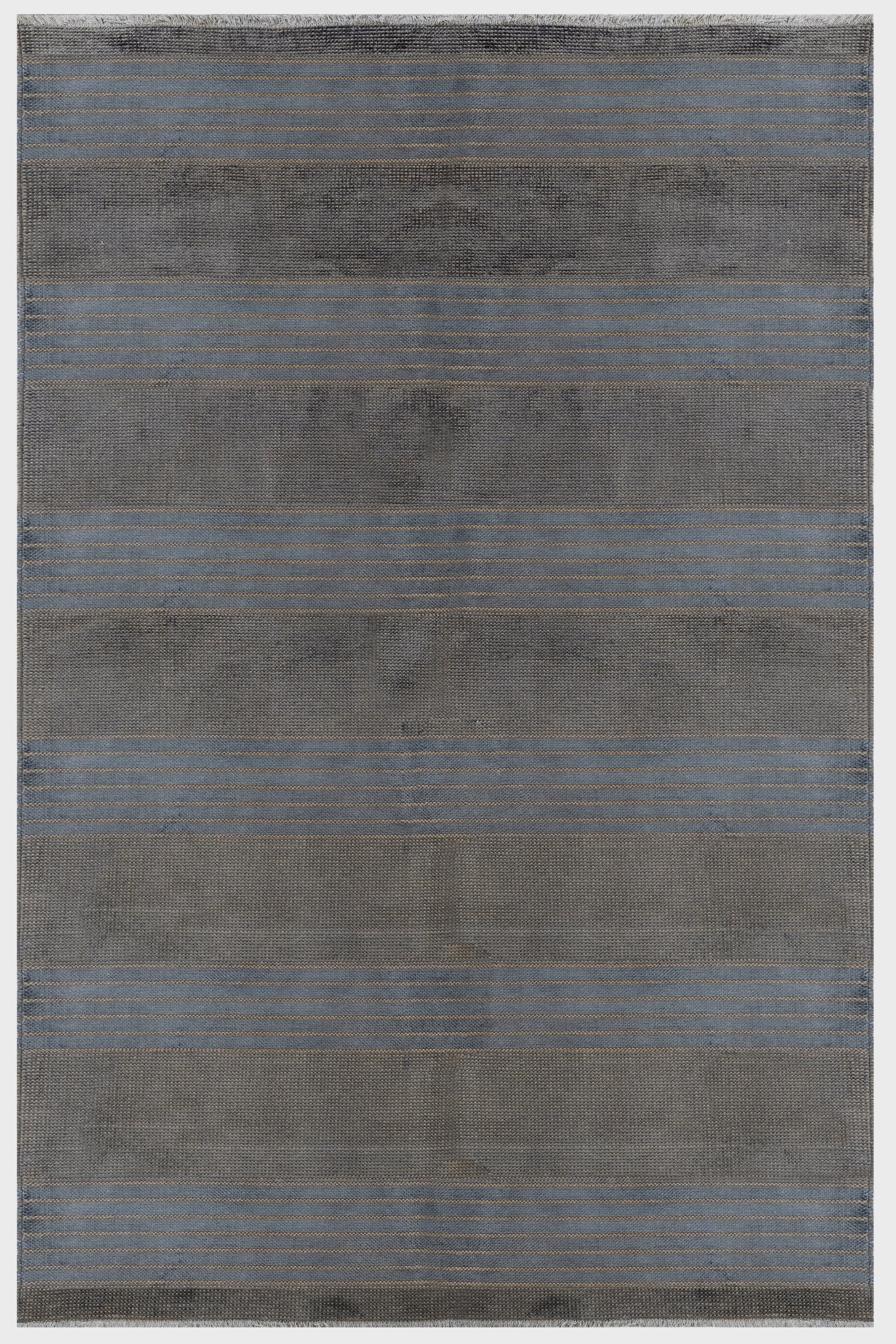 Modern Viscose Area Rug – Machine Made Anthracite Carpet with Fringed Edges