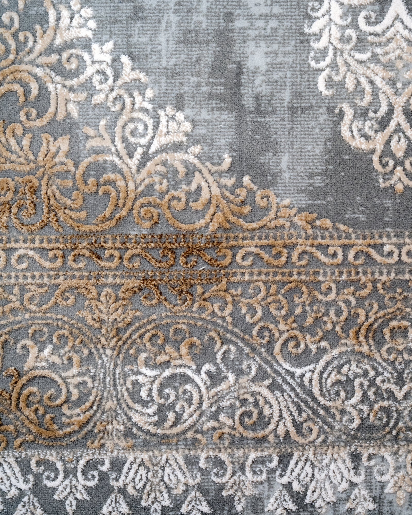 Machine Made Area Rug - Columbine Mink Classic Acrylic Rug with Fringed Edges