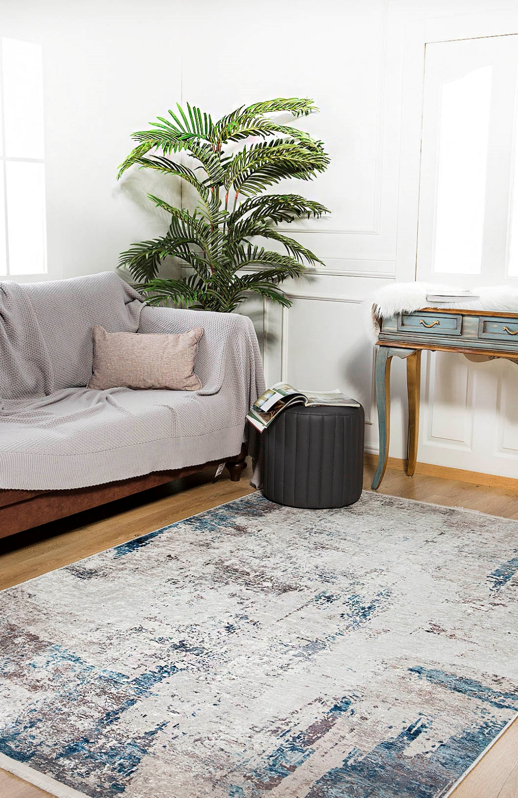 Modern Area Rug – Grey Digital Print Carpet | Non Slip, Antibacterial, Allergy Friendly