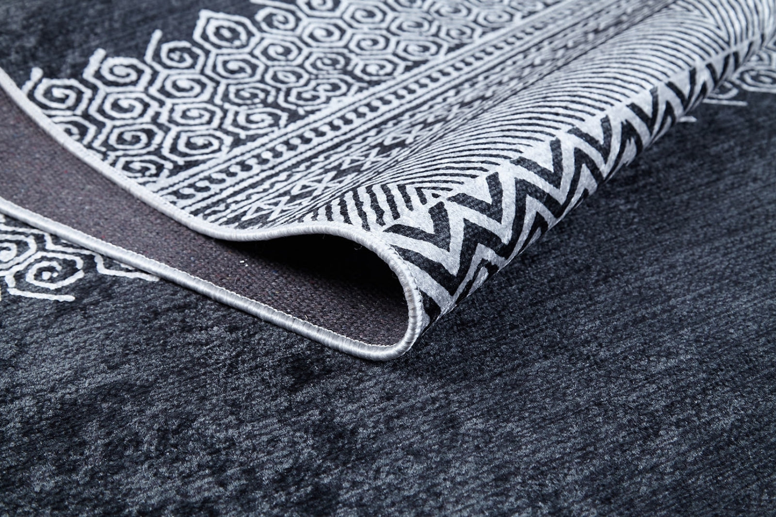 Black Geometric Area Rug | Antiallergic Carpet | High Quality Rug with Non Slip Carpet Backing
