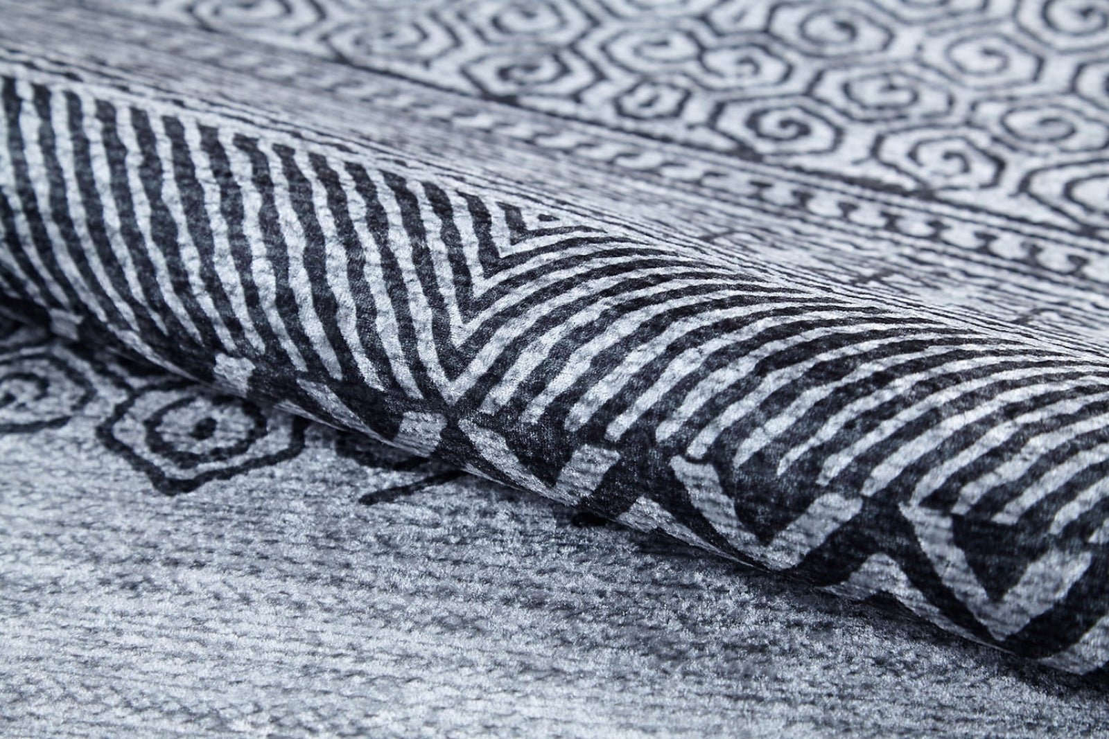 Modern Area Rug – Grey Digital Print Carpet | Antibacterial, Non Slip, Dust Free