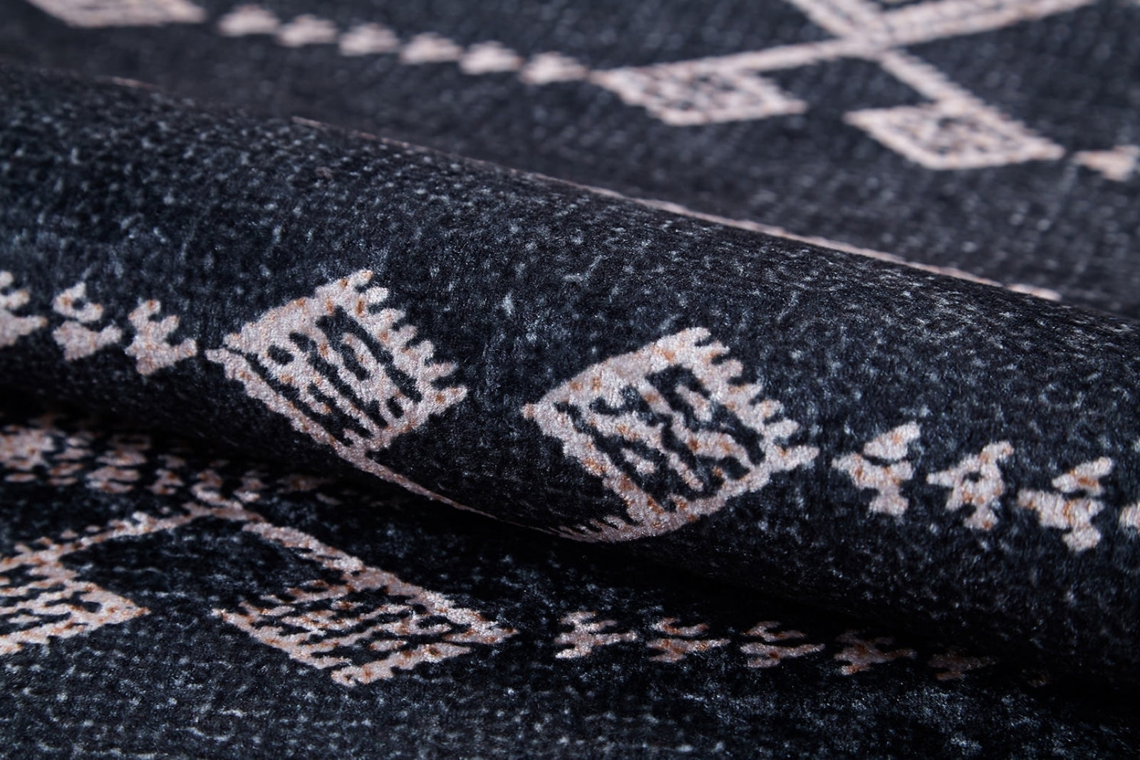 Black Geometric Area Rug | Digital Print, Non Slip, Antibacterial Carpet for Living Room