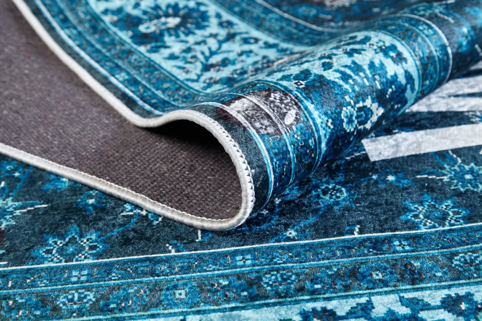 Blue Area Rug – Digital Print Non Slip Carpet for Living Room Decor