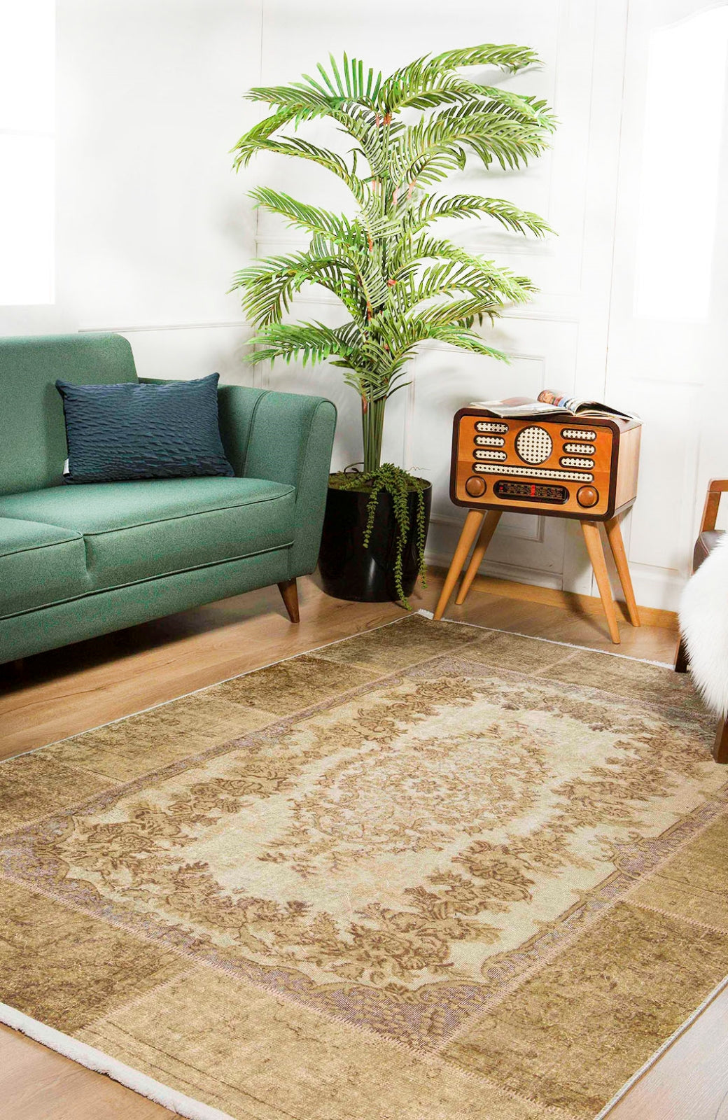 Gold Patchwork Rug – Digital Print Area Rug | Non Slip, Antibacterial Carpet