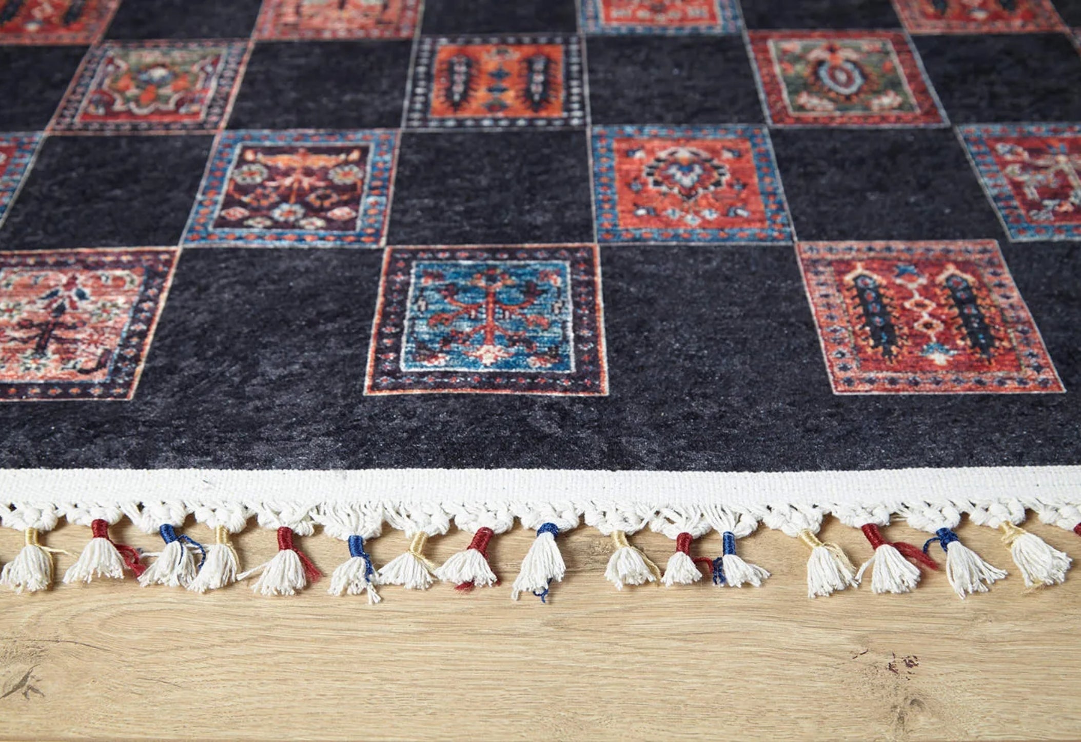 Black Geometric Area Rug – Digital Print Rug | Non Slip Carpet, Antibacterial