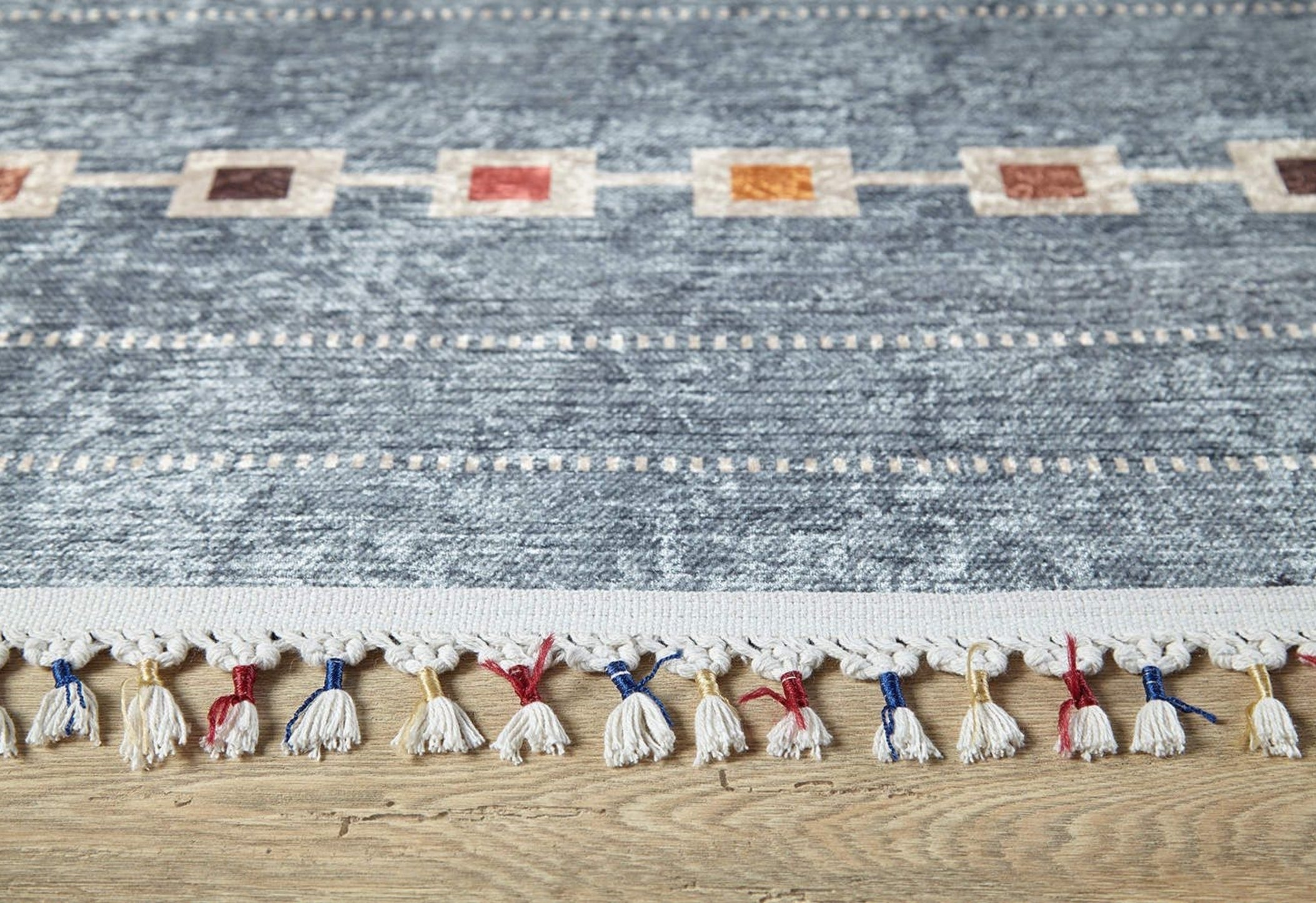 Grey Geometric Area Rug – Digital Print Carpet | Non Slip, Antibacterial, Washable Floor Rug