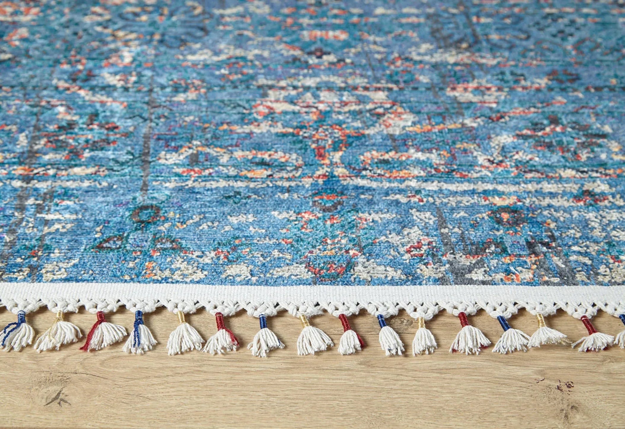 Blue Area Rug – Classic Digital Print Rug with Non Slip, Antibacterial Features