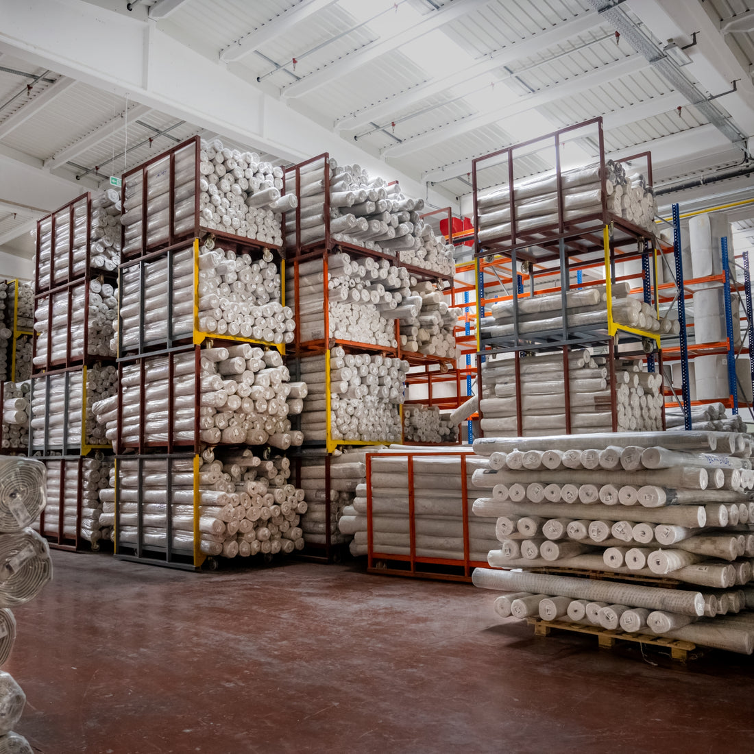 <strong>Fast & Secure Shipping From Our Warehouse</strong>