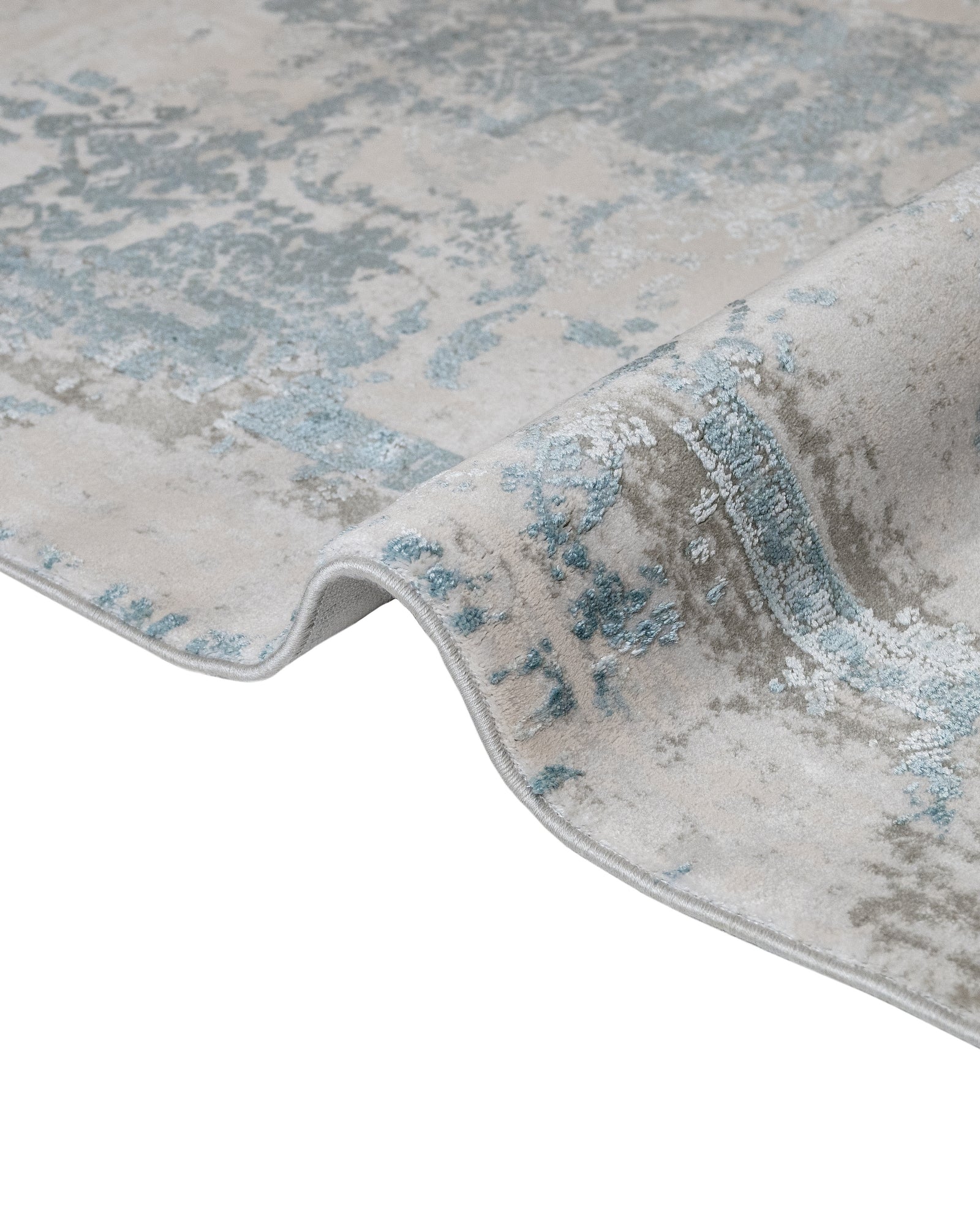 Vintage Viscose Area Rug – Blue Machine Made Rug with Fringed Edges