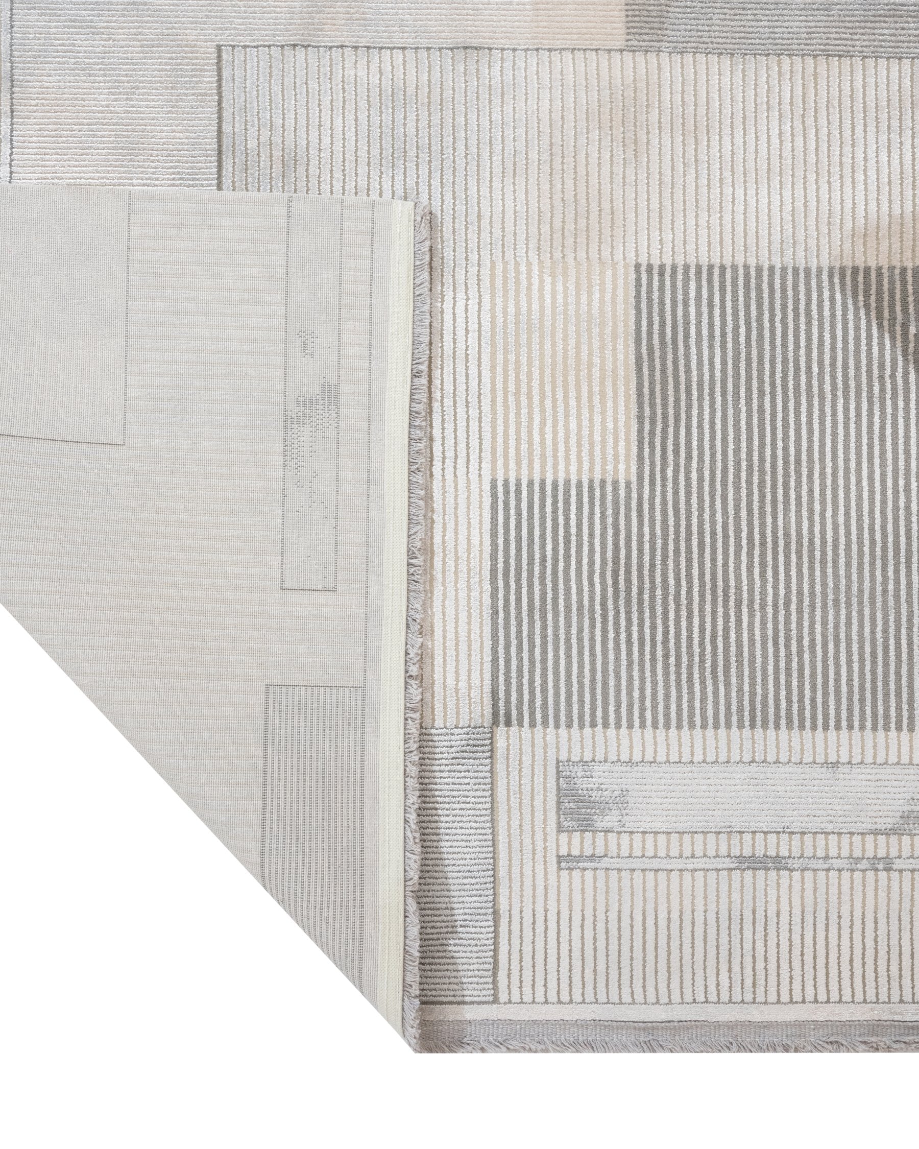 Grey Geometric Area Rug - Machine Made Viscose Carpet With Fringed Edges