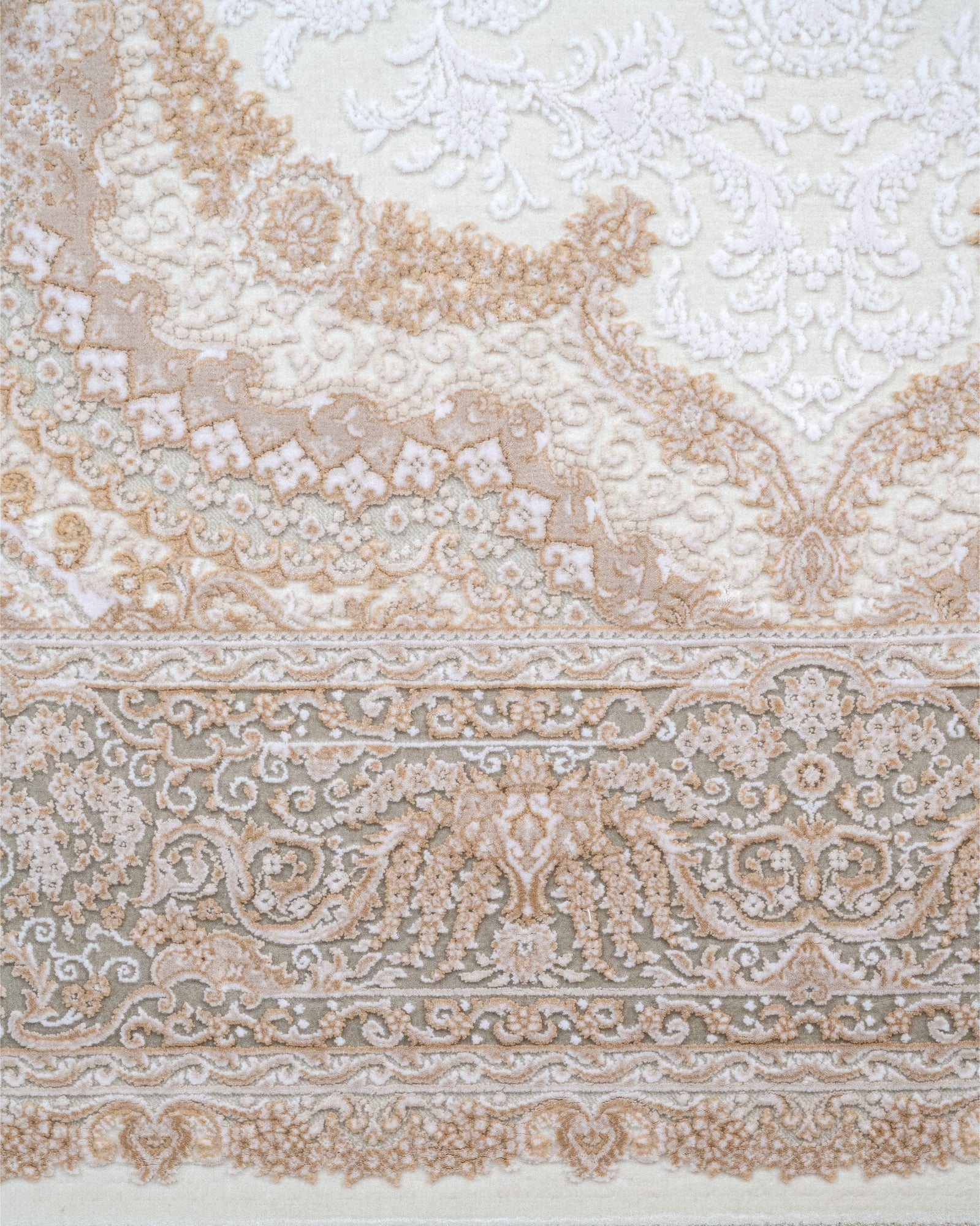 Viscose Area Rug – Classic Cream Machine Made Rug with Fringed Edges by Artemis