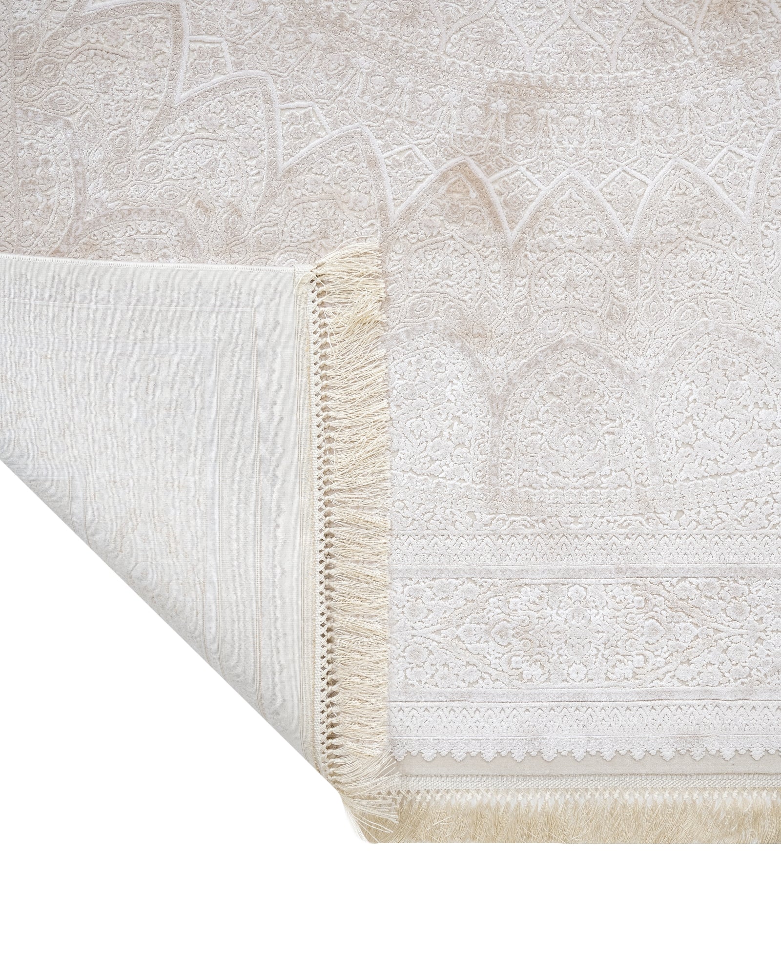Viscose Area Rug – Classic Cream Machine Made Rug with Fringed Edges