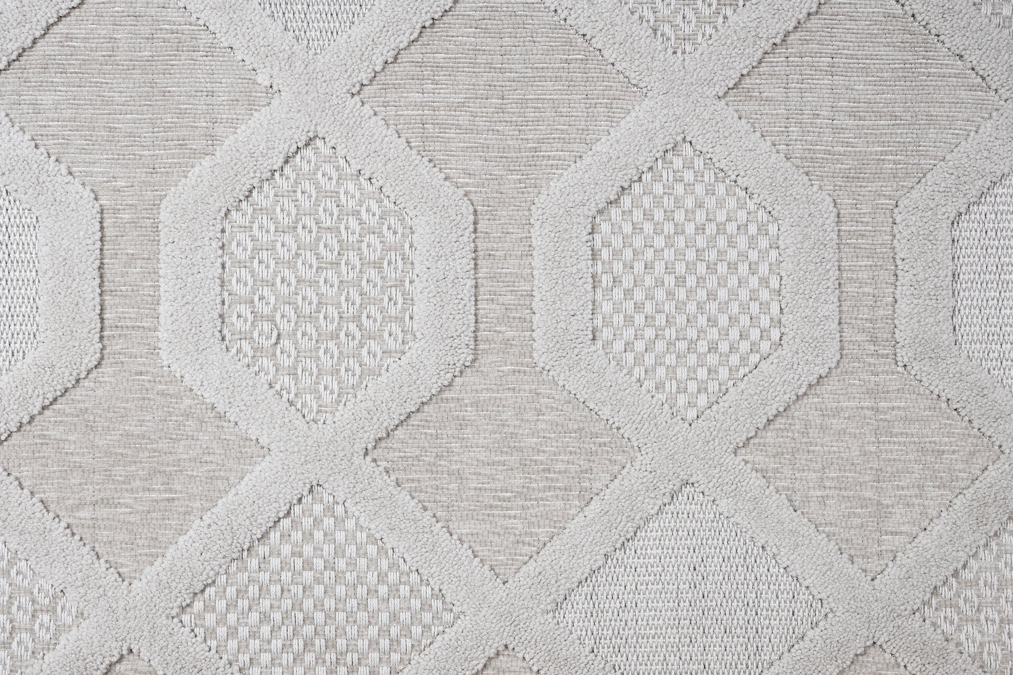 Grey Geometric Area Rug – Machine Made Chenille Carpet With Cotton Base