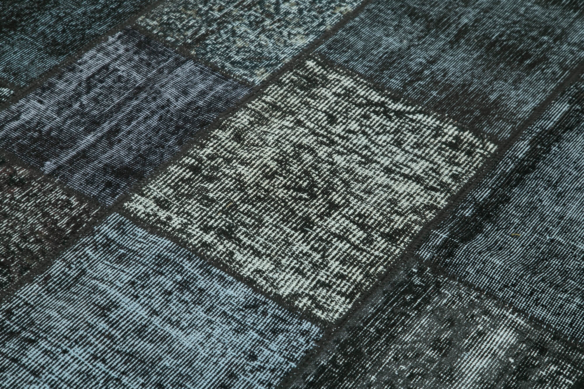 Handmade Patchwork Rug - Kirk Yama Black Cotton Wool Area Rug 5'7''x7'10''