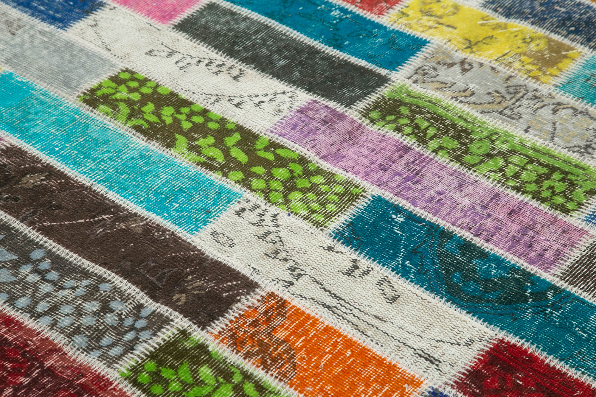 Handmade Area Rug - Pink Patchwork Cotton Wool Rug 5'8'' x 7'5'' Durable Vintage Turkish Carpet