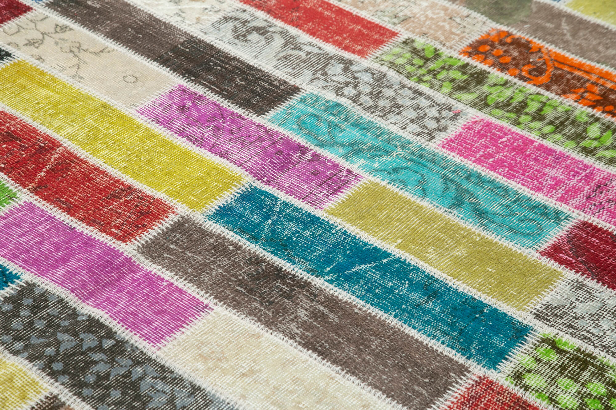 Handmade Patchwork Rug - Pink Cotton Wool Rug 5'9'' x 7'5'' | Vintage Area Carpet