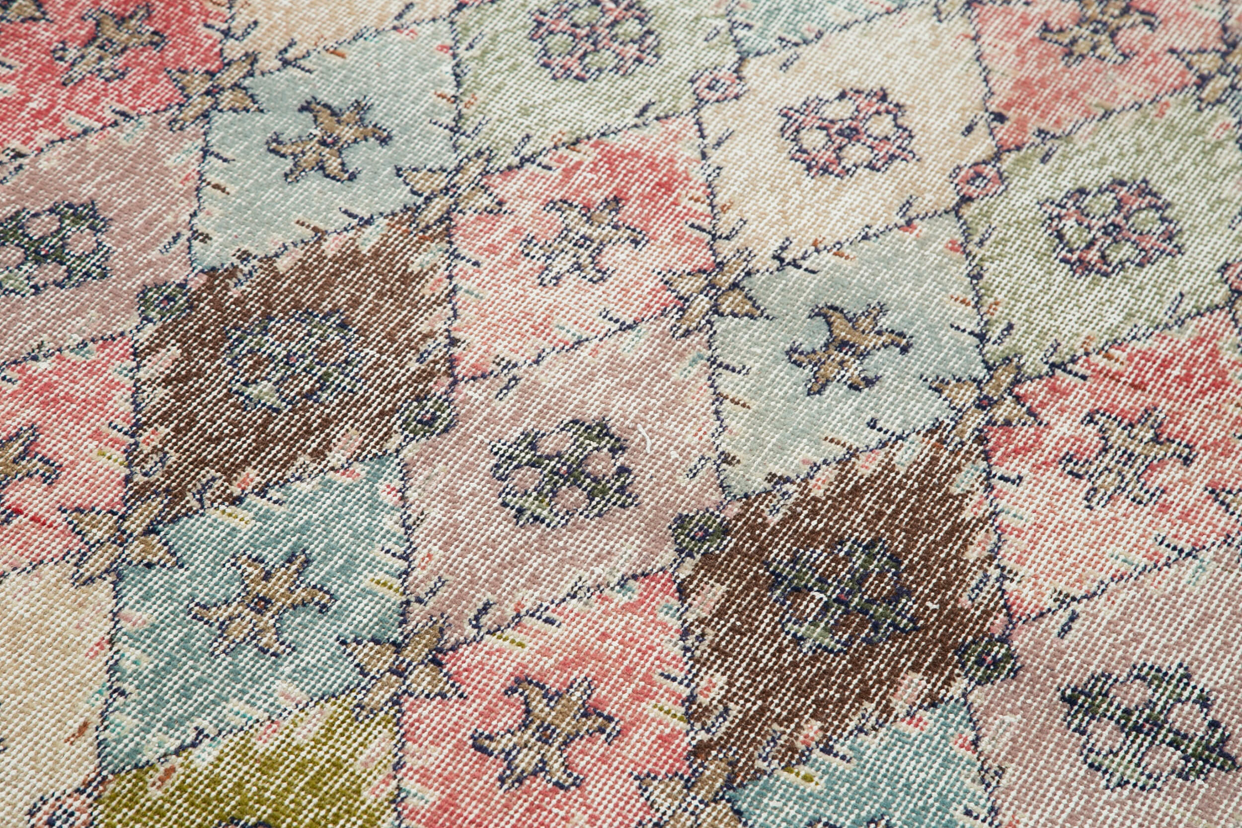 Handmade Cotton Wool Rug - Checkered Kilim Vintage Turkish Wool Carpet 4'5''x8'11''