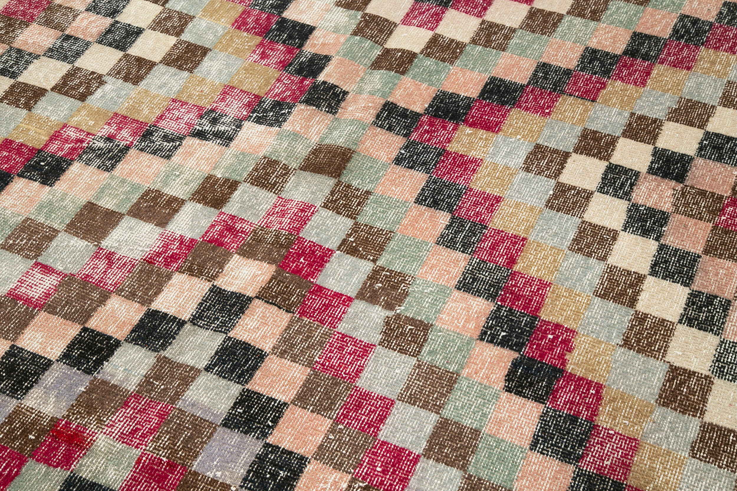 Handmade Wool Area Rug 5x9 Feet – Vintage Red Checkered Kilim | Natural Fiber Carpet