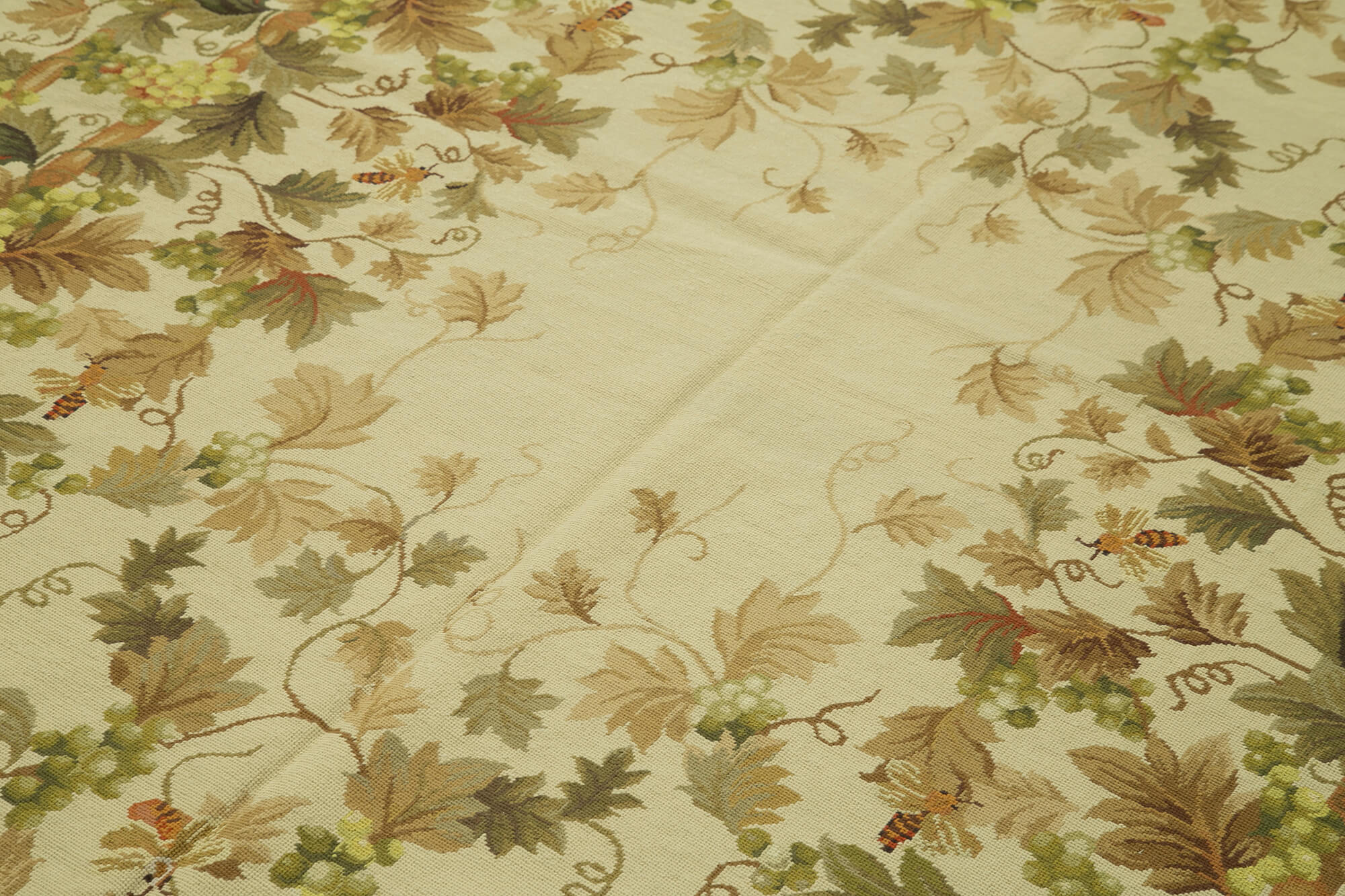 Handmade Floral Area Rug – Vintage Wool Rug 6'x9'2'' Beige Floral Carpet