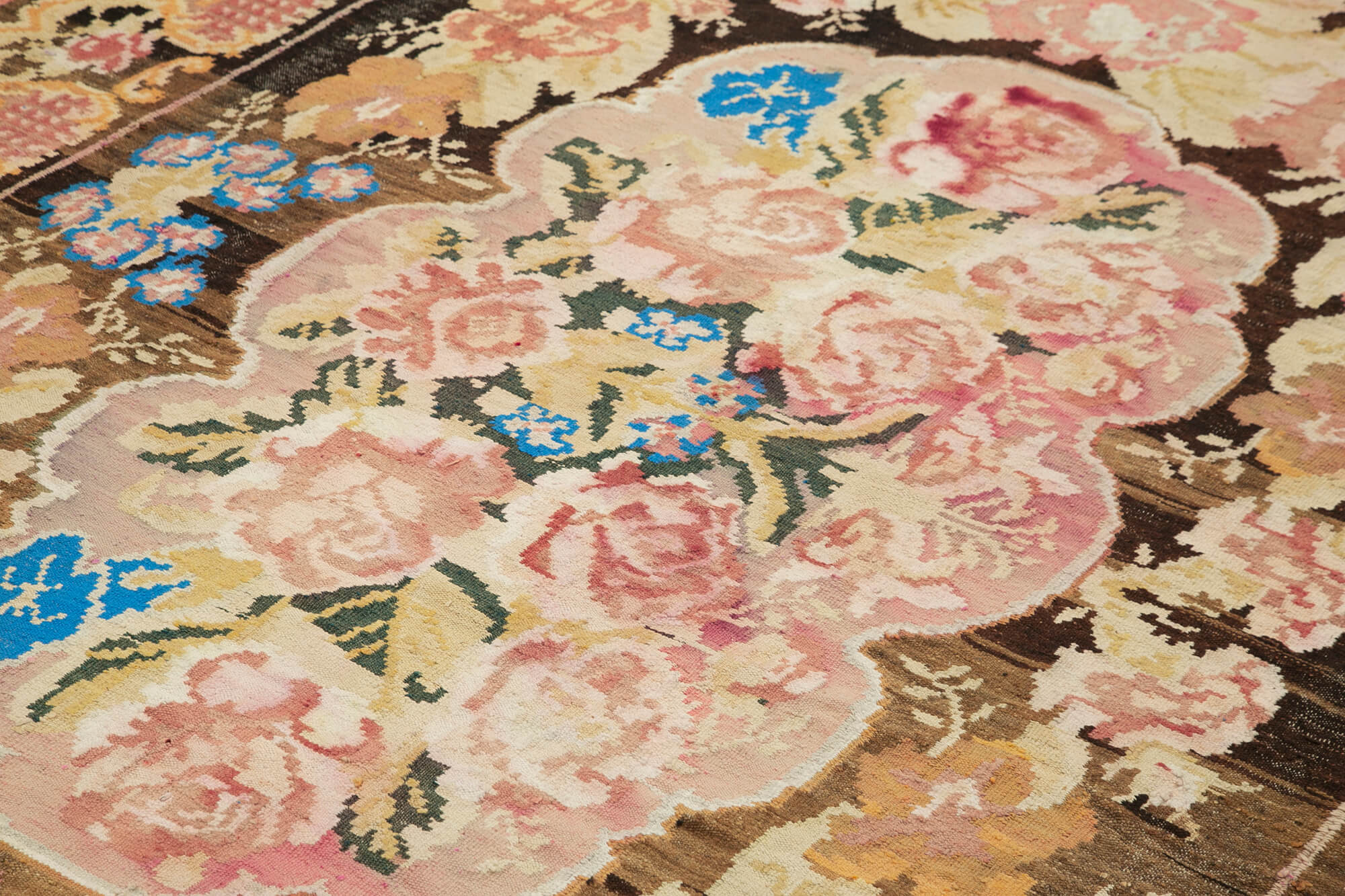 Handmade Wool Rug – Moldovian Black Floral Cotton & Goat Hair Area Rug 6'10''x9'7''