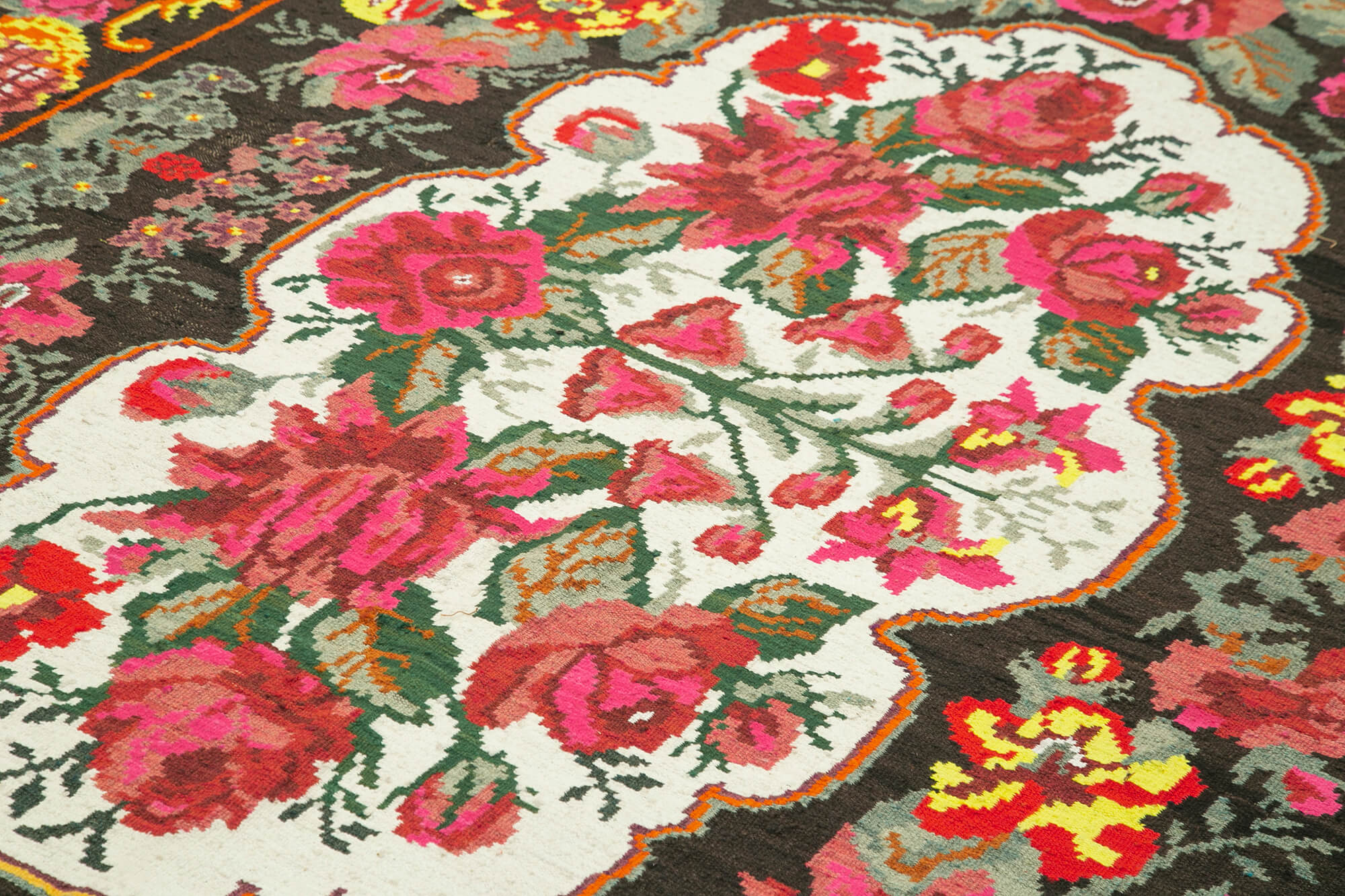 Handmade Wool Rug - Moldovian Black Floral Cotton Wool Blend Area Rug 7'2''x10'8''