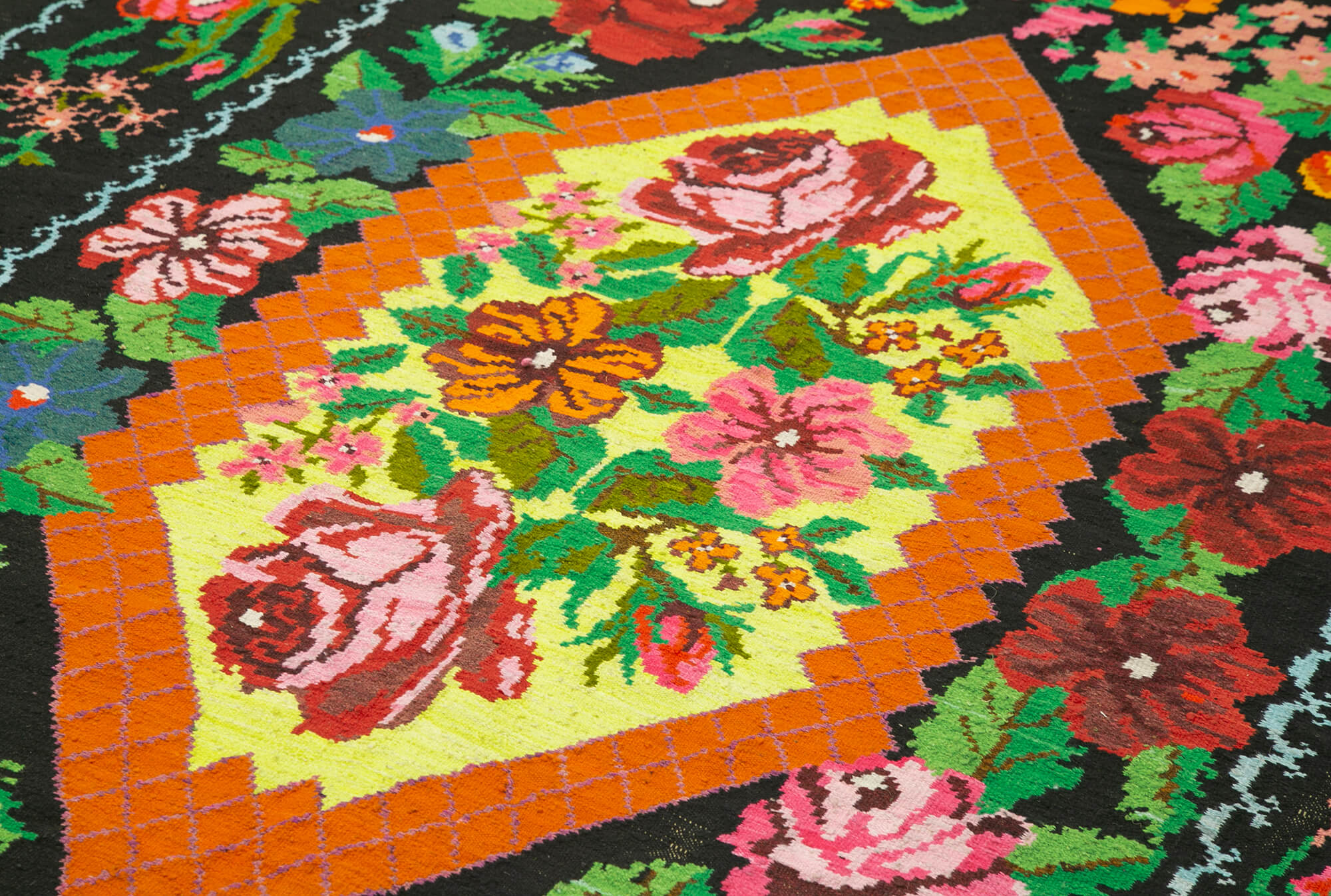 Handmade Wool Rug - Moldovian Black Floral Vintage Area Rug 6'4''x10'2''