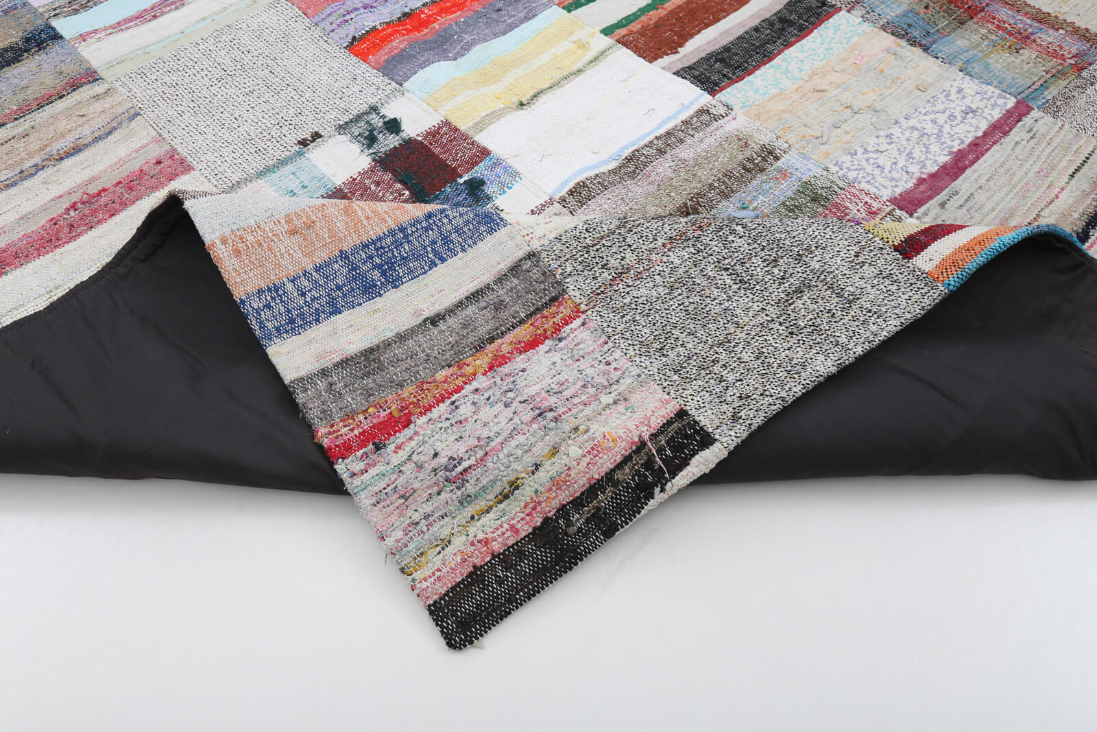 Handmade Patchwork Rug - Kirk Yama Grey Cotton Wool Area Rug 6'7''x9'11''