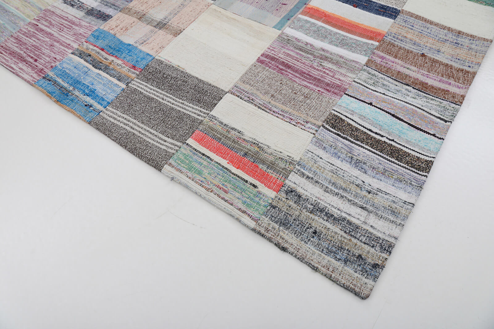 Handmade Area Rug - Beige Patchwork Wool Cotton Vintage Carpet 6'7"x9'11"