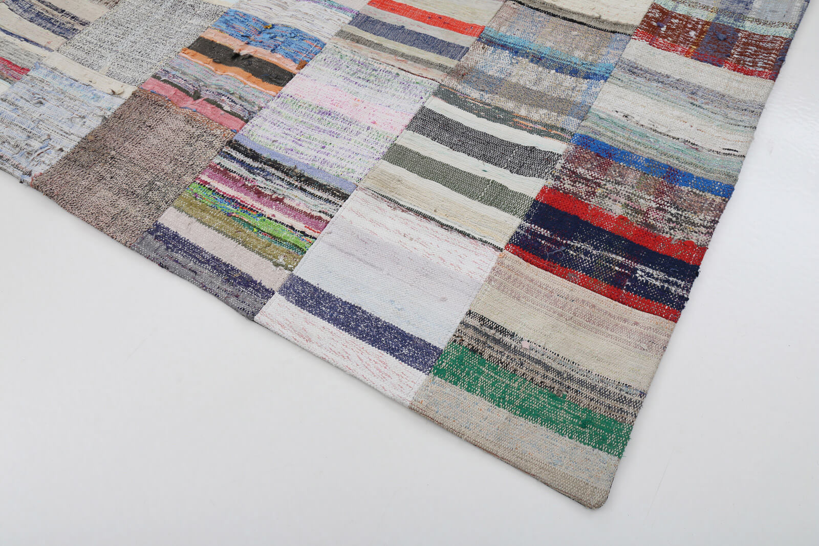 Kirk Yama Beige Patchwork Cotton Wool Handmade Area Rug 6'7'' x 9'9''