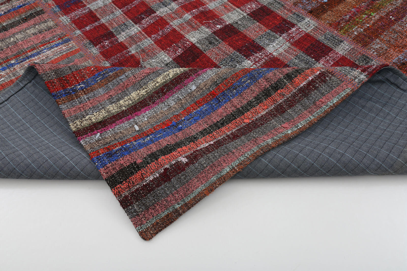 Handmade Patchwork Rug - Kirk Yama Grey Cotton Wool Area Rug 6'8''x9'7''