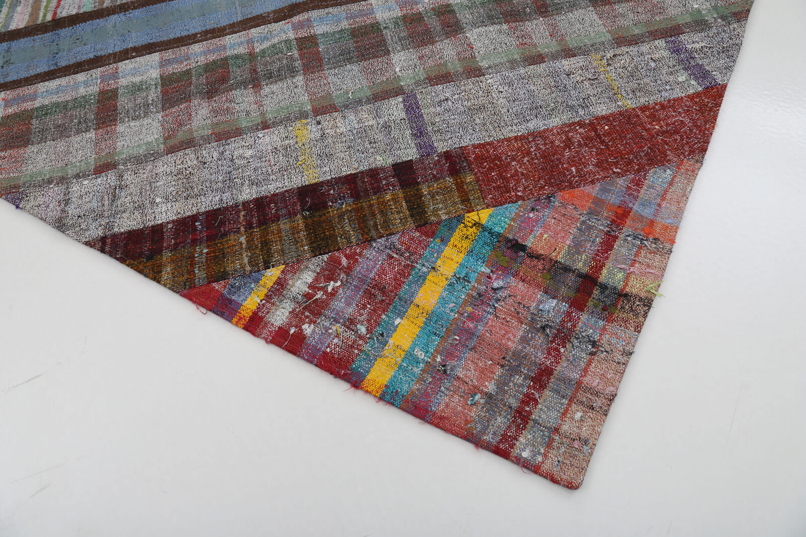 Handmade Patchwork Rug - Kirk Yama Grey Cotton Wool Vintage Area Rug 6'9''x9'10''