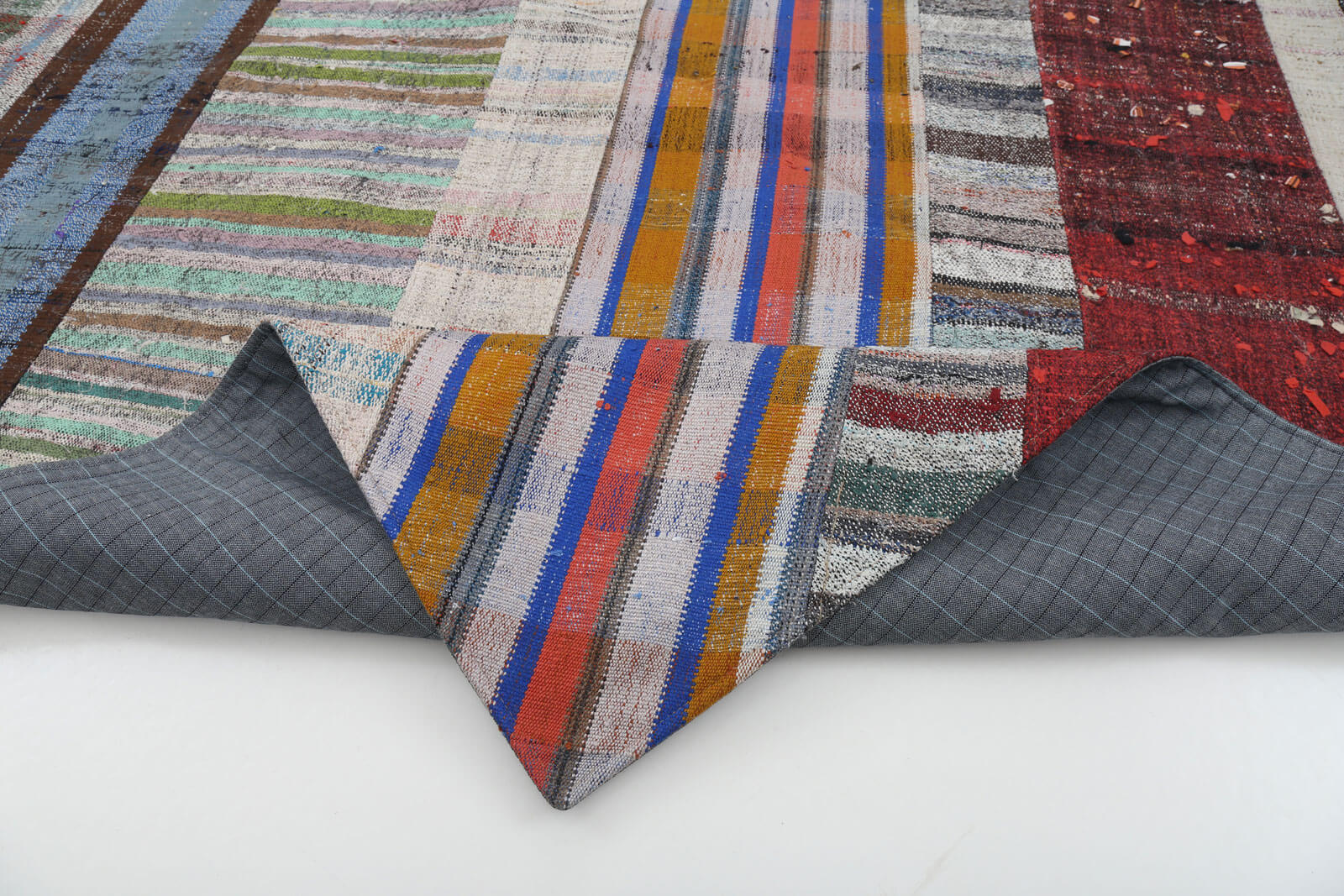 Handmade Patchwork Rug - Kirk Yama Grey Cotton Wool Vintage Area Rug 6'9''x9'10''